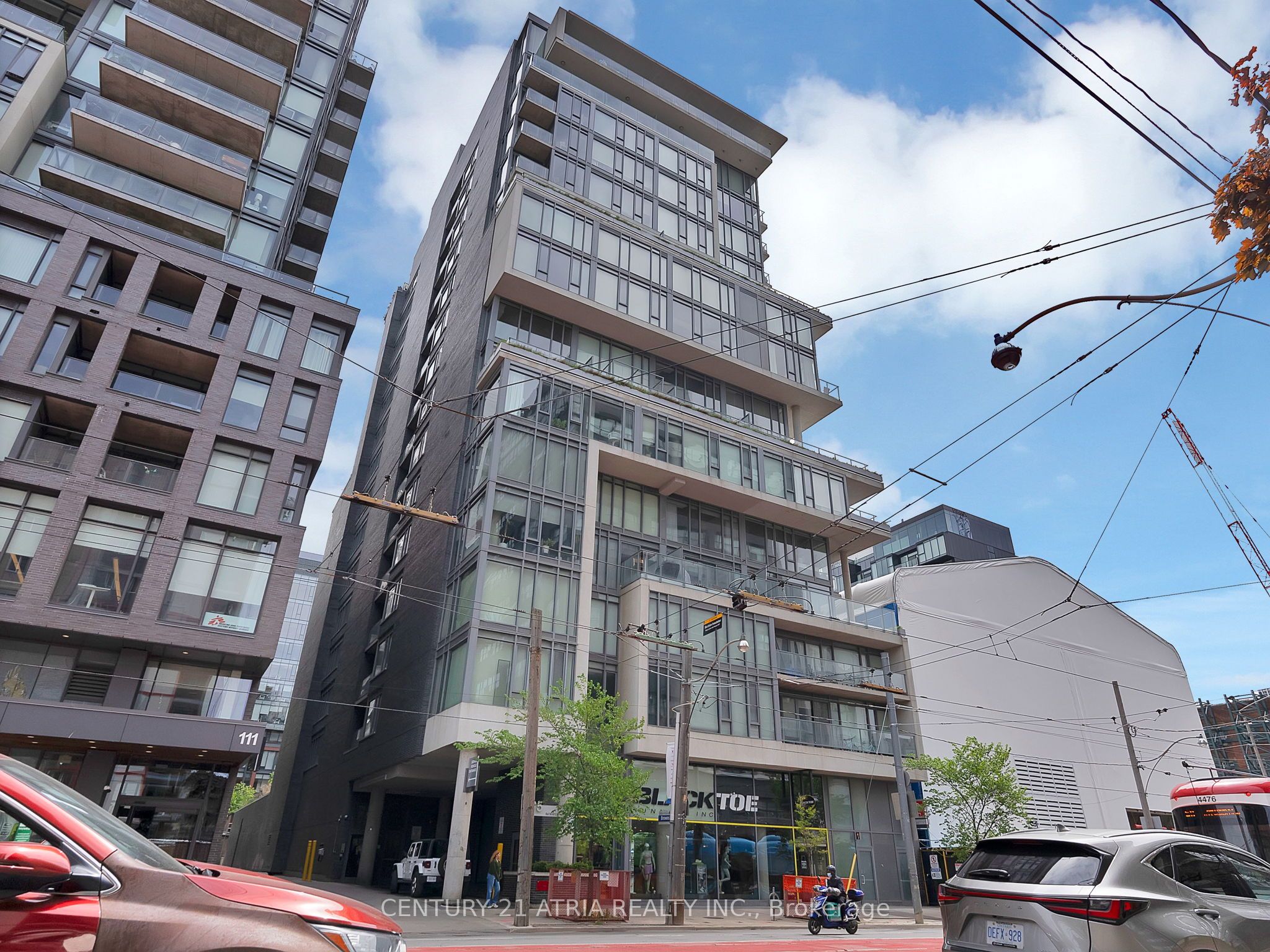 95 Bathurst Street 318 Property Photo 1