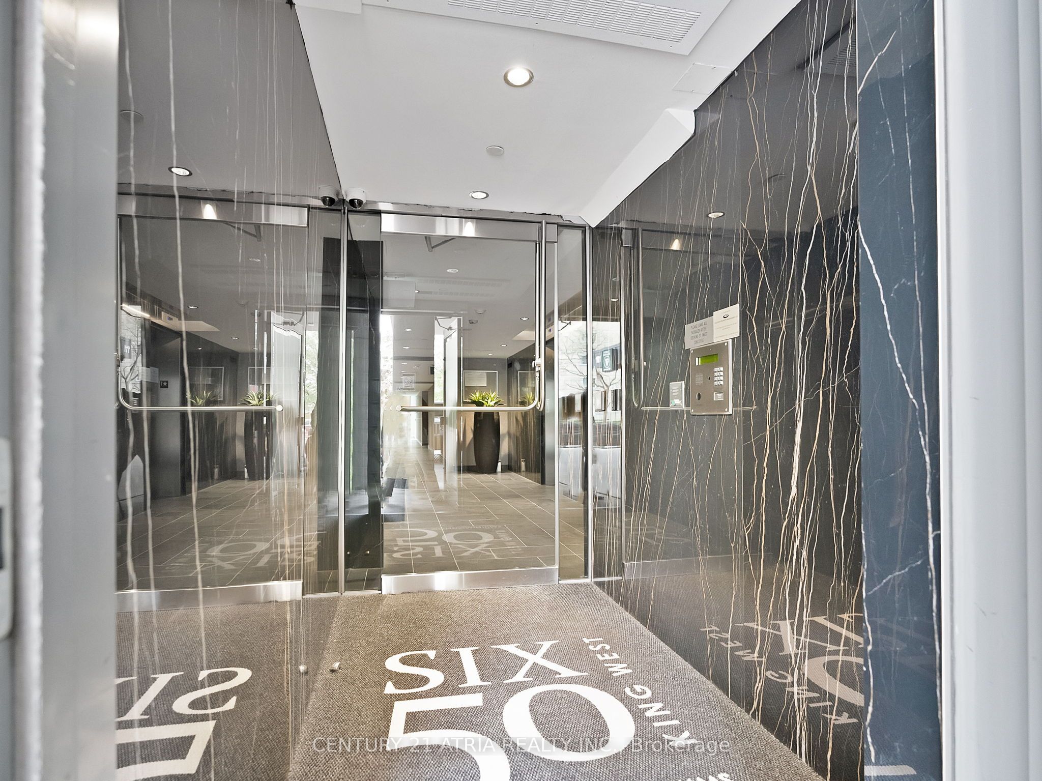 95 Bathurst Street 318 Property Photo 22