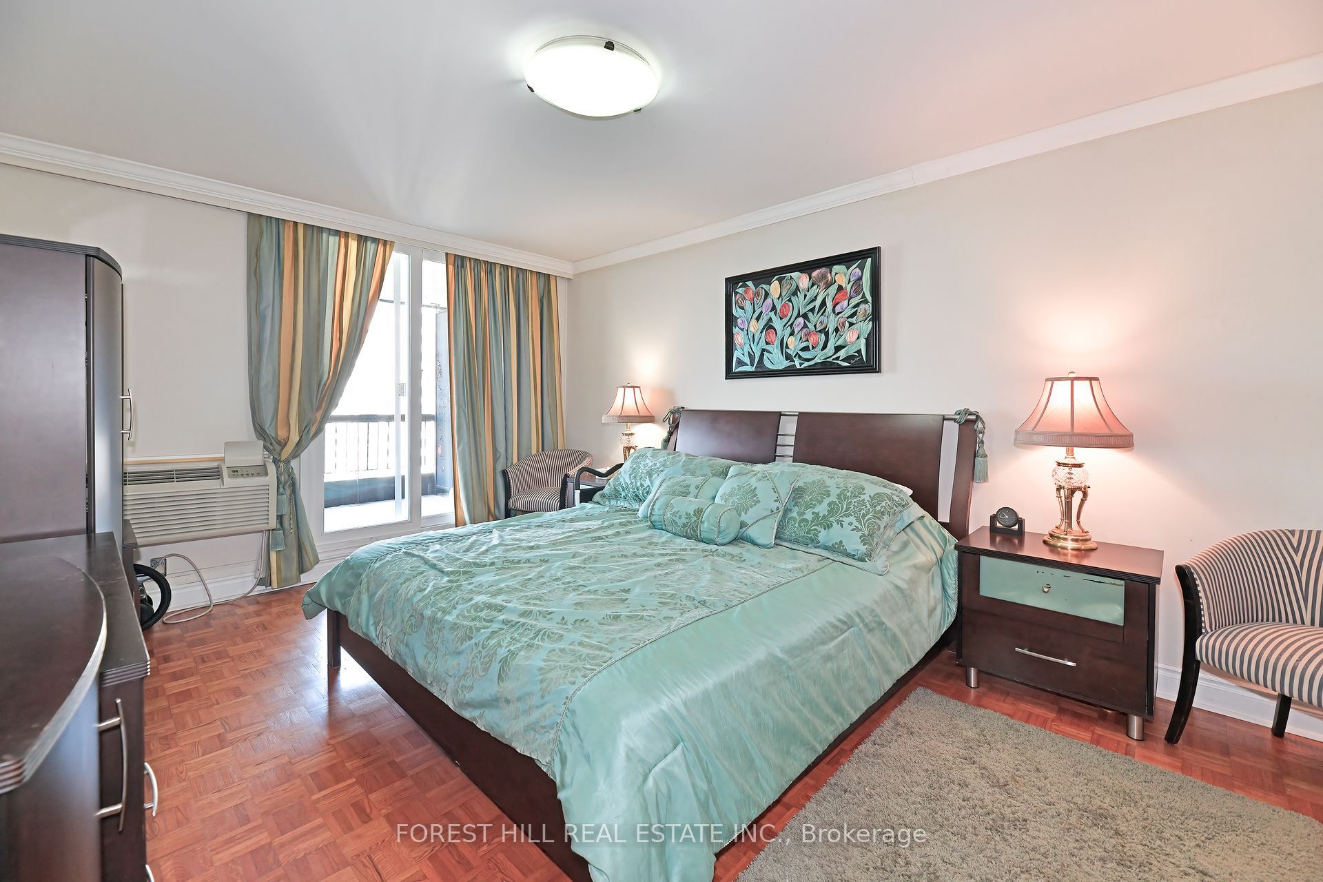 135 Antibes Drive 2404 Property Photo 13