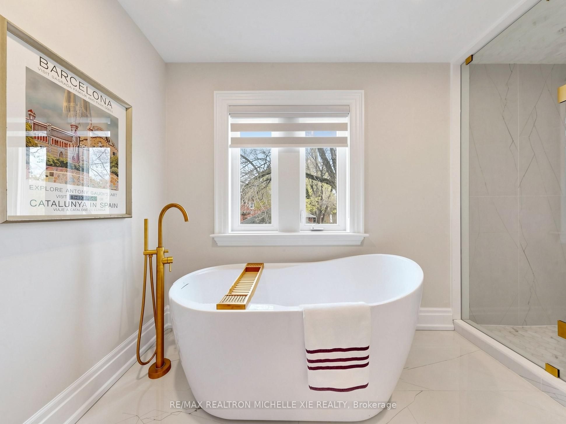 15 Strathallan Boulevard Property Photo 26