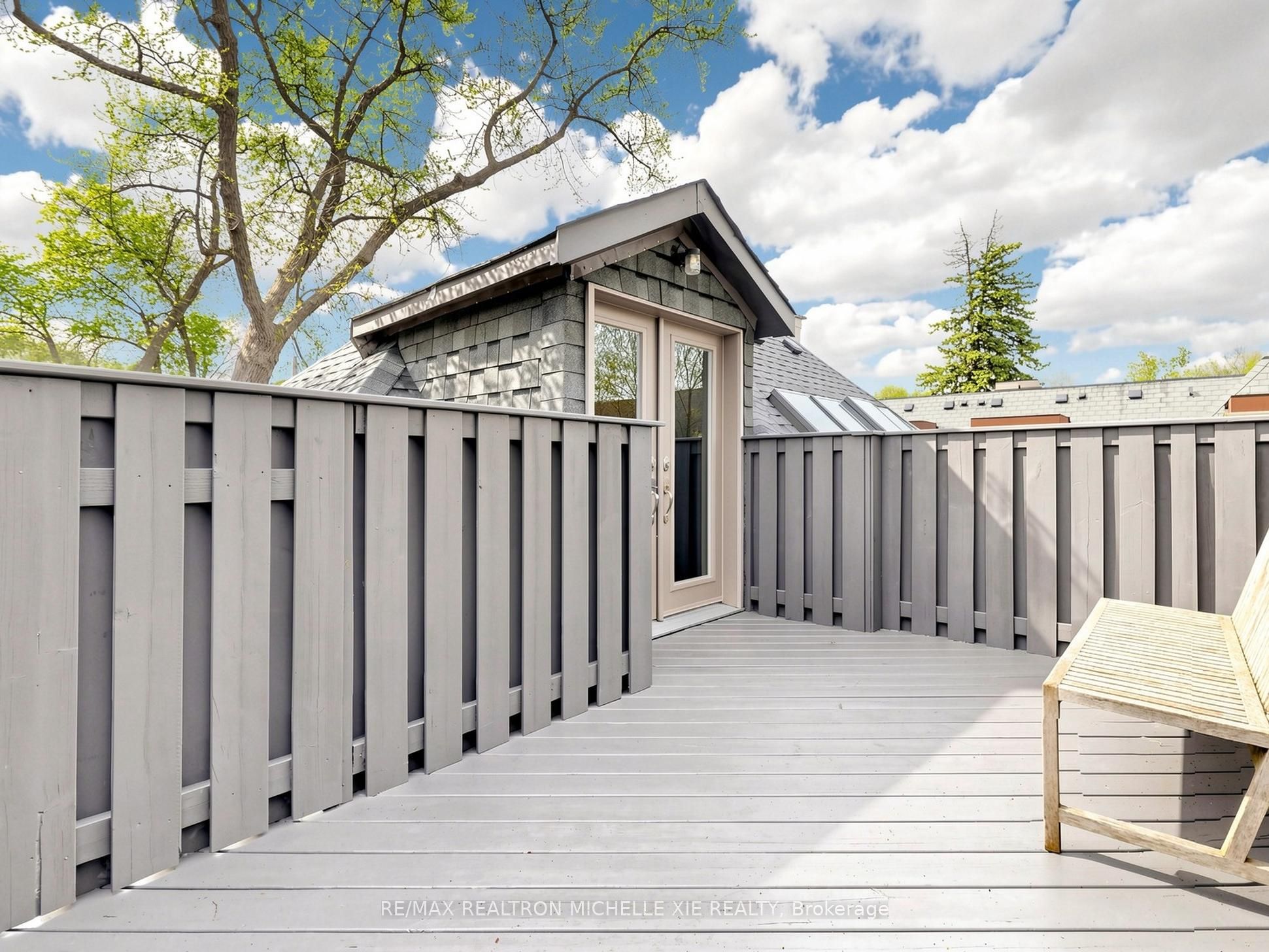 15 Strathallan Boulevard Property Photo 46