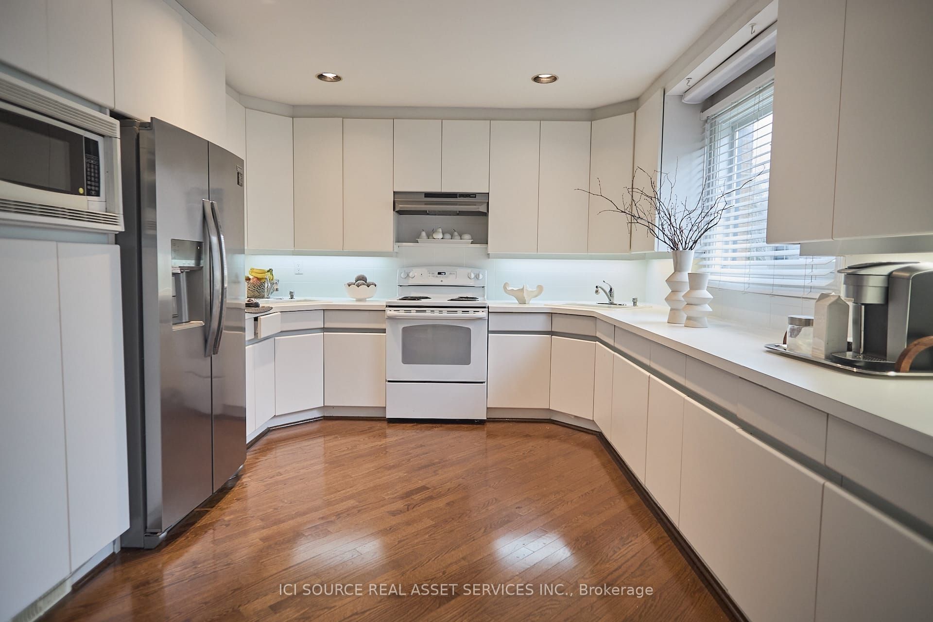 104 Almore Avenue Property Photo 19