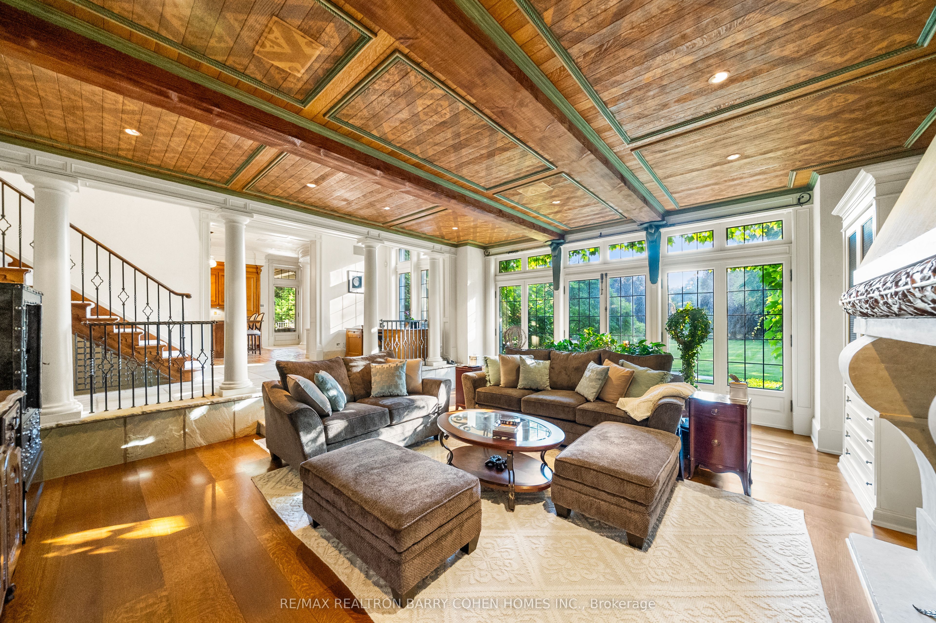 85 The Bridle Path Property Photo 13