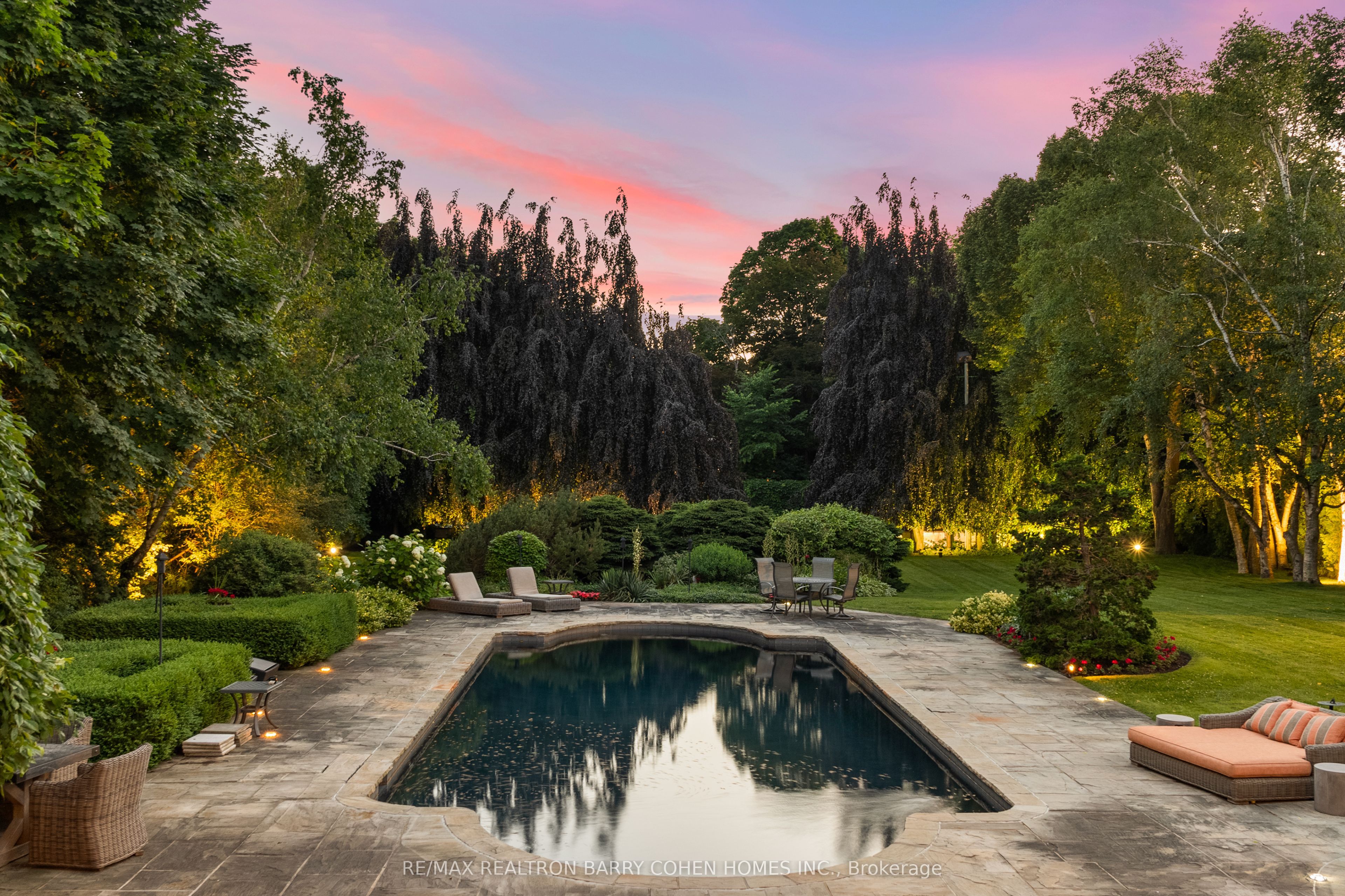 85 The Bridle Path Property Photo 30
