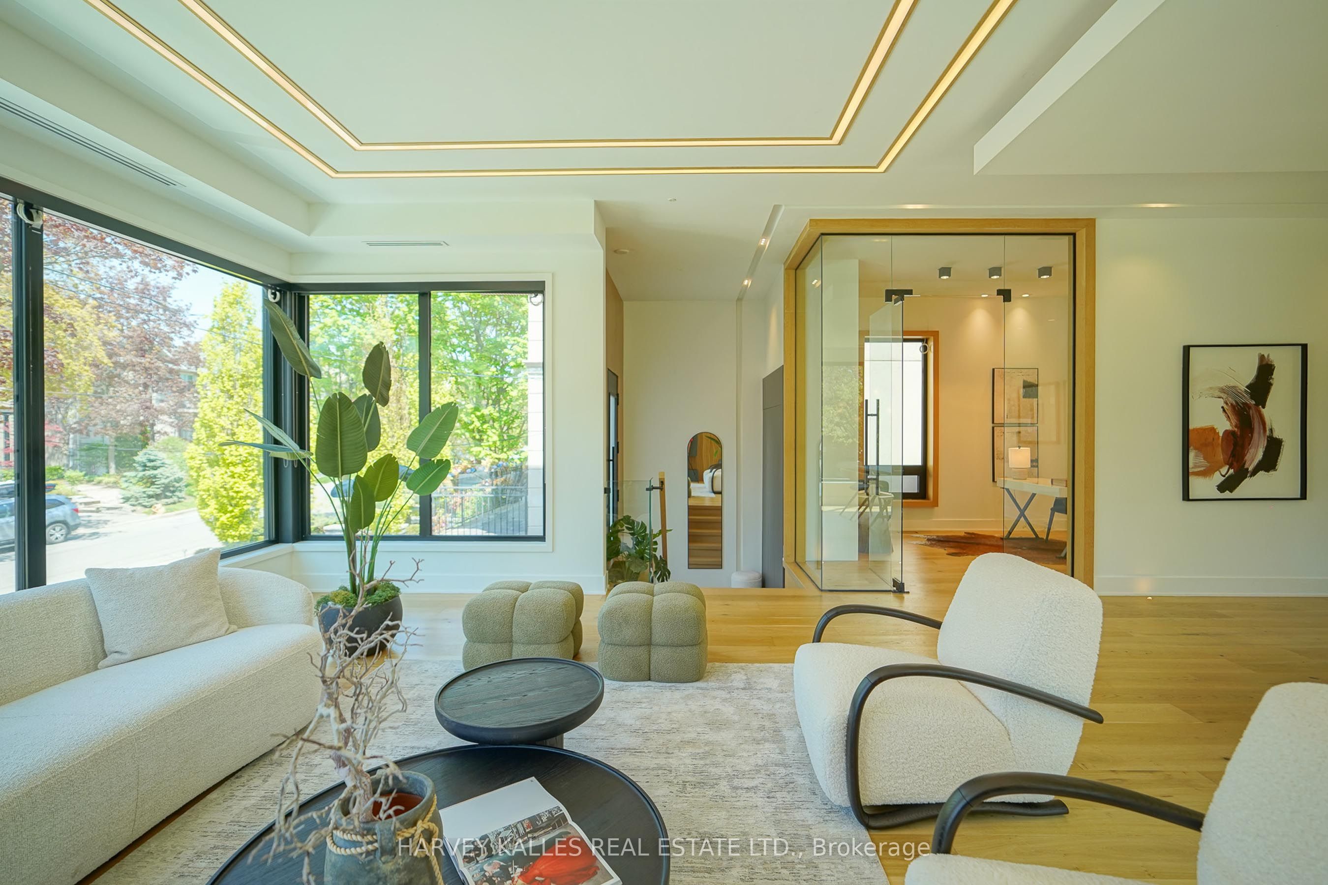 585 Bedford Park Avenue Property Photo 6