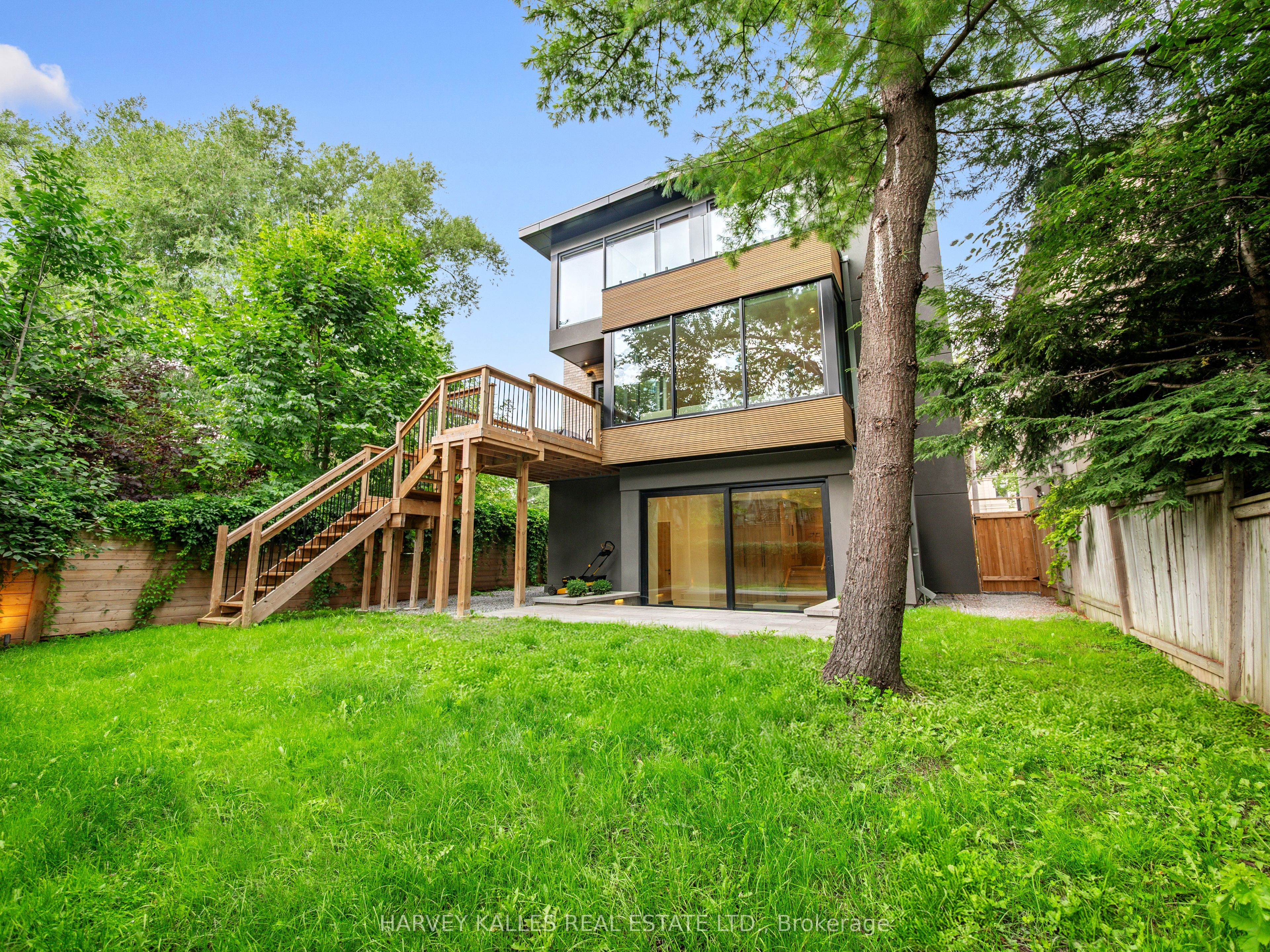 585 Bedford Park Avenue Property Photo 46