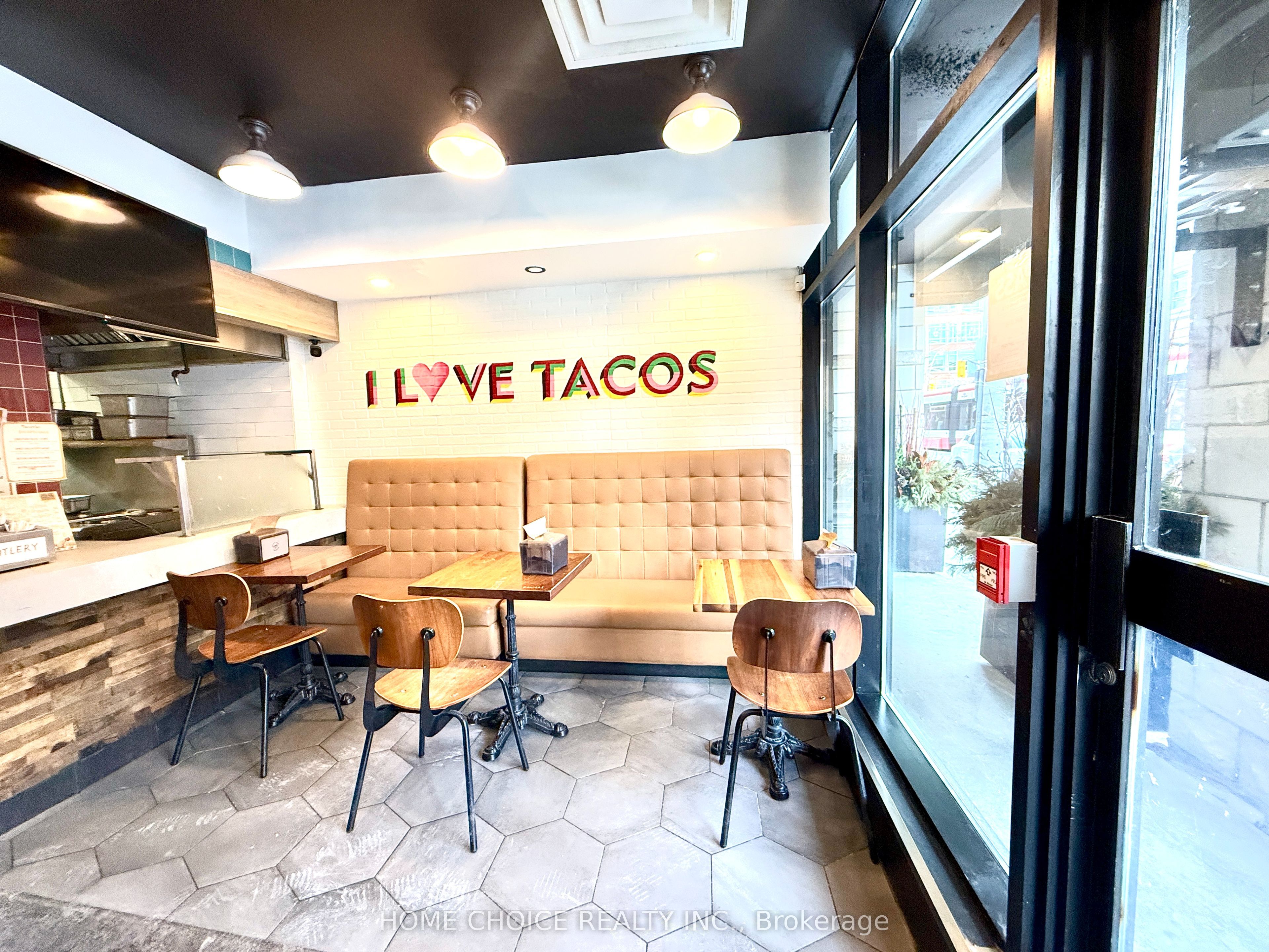 263 King Street E Property Photo 2