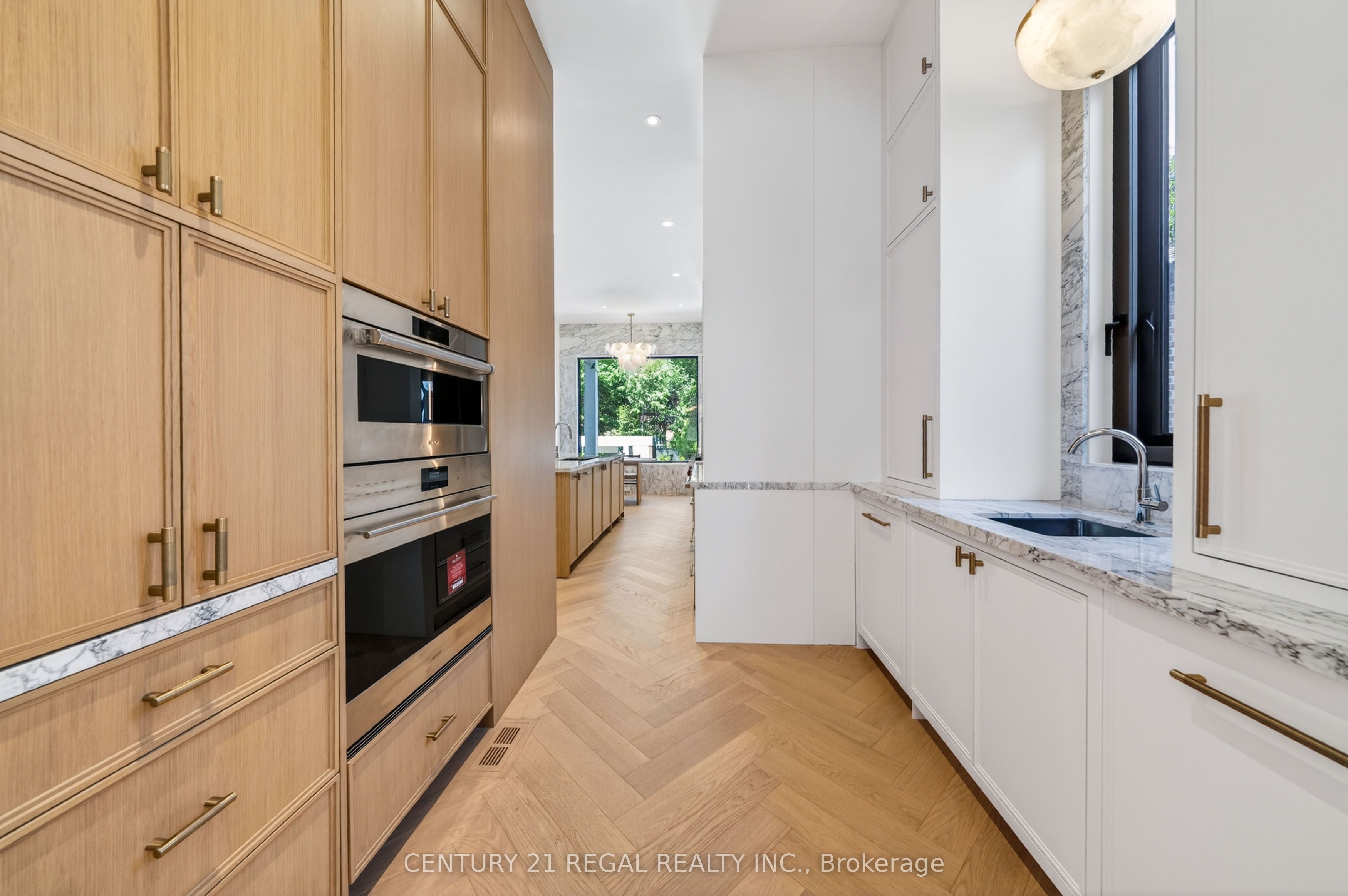 43 Wanless Crescent Property Photo 15