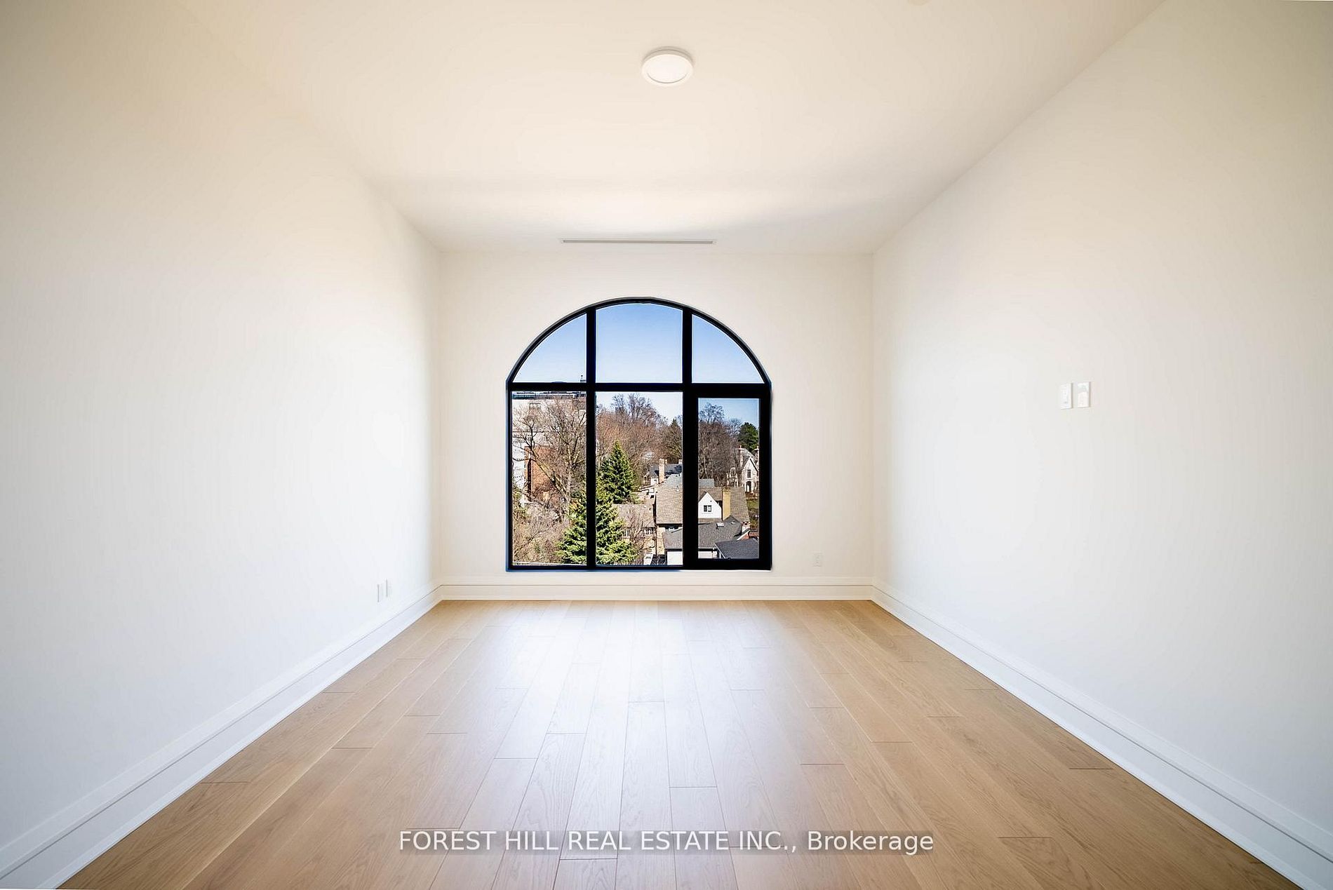 2010 Bathurst Street 6a Property Photo 15