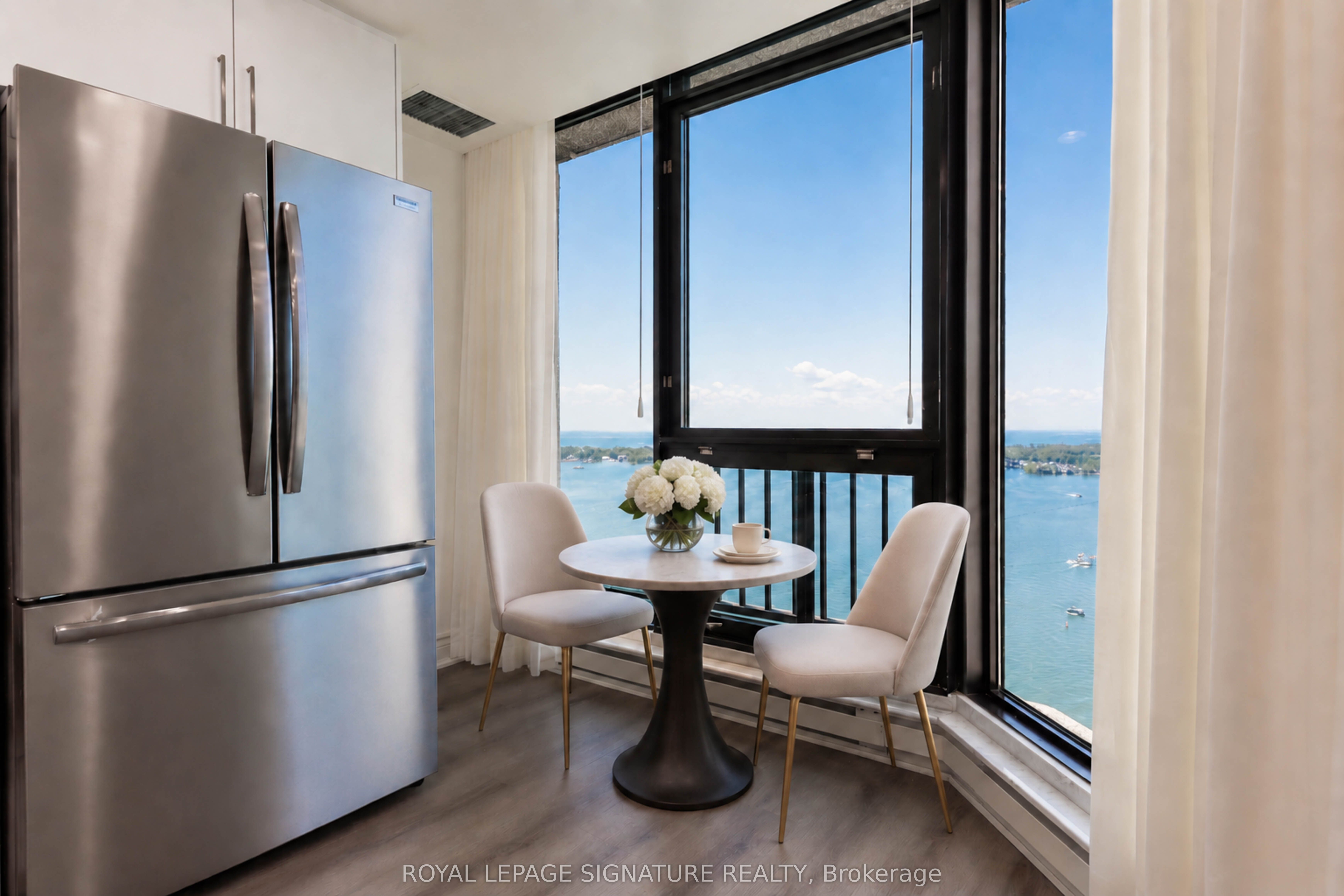 55 Harbour Square Ph10 Property Photo 7