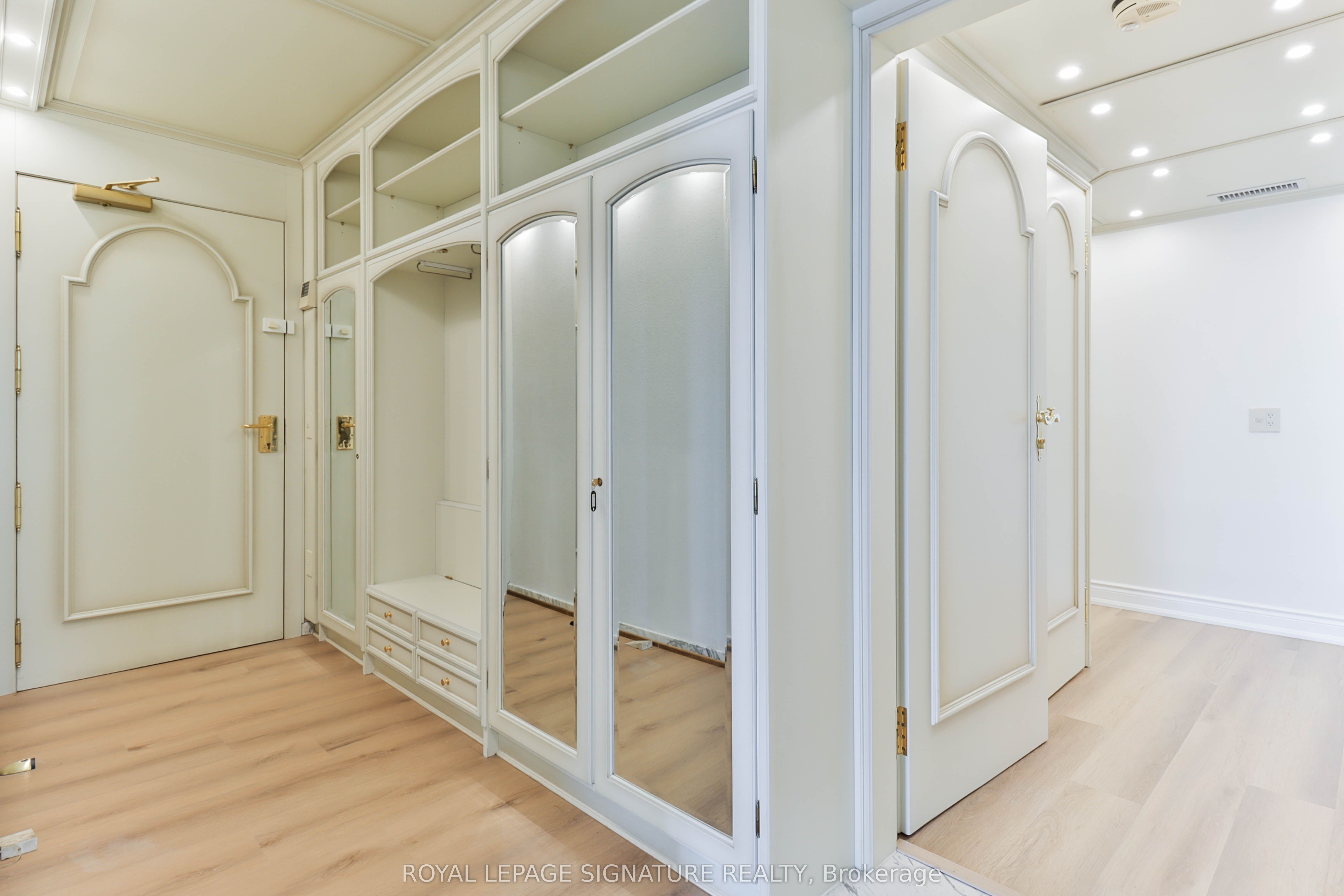 55 Harbour Square Ph10 Property Photo 12