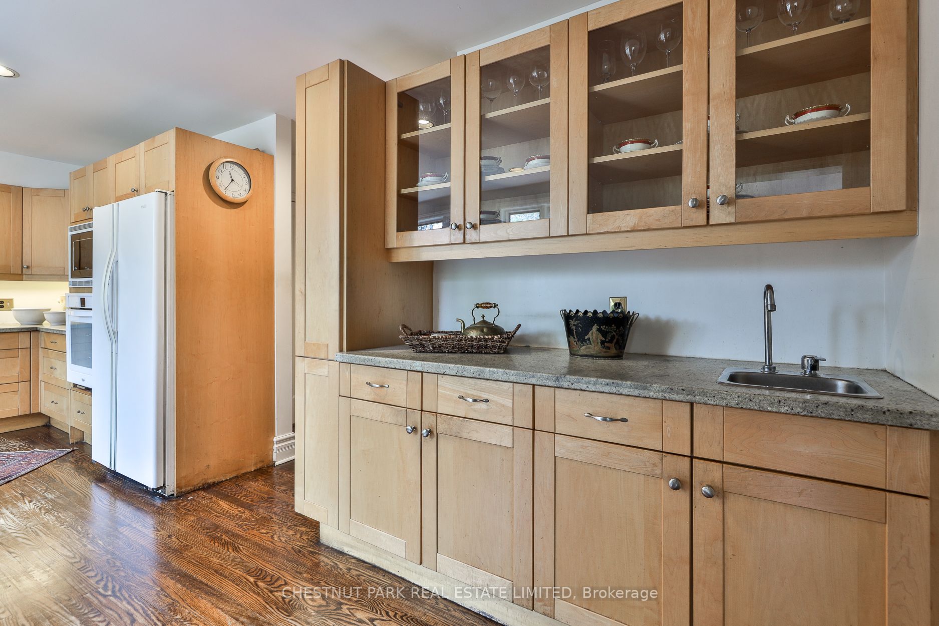 127 Roxborough Drive Property Photo 16