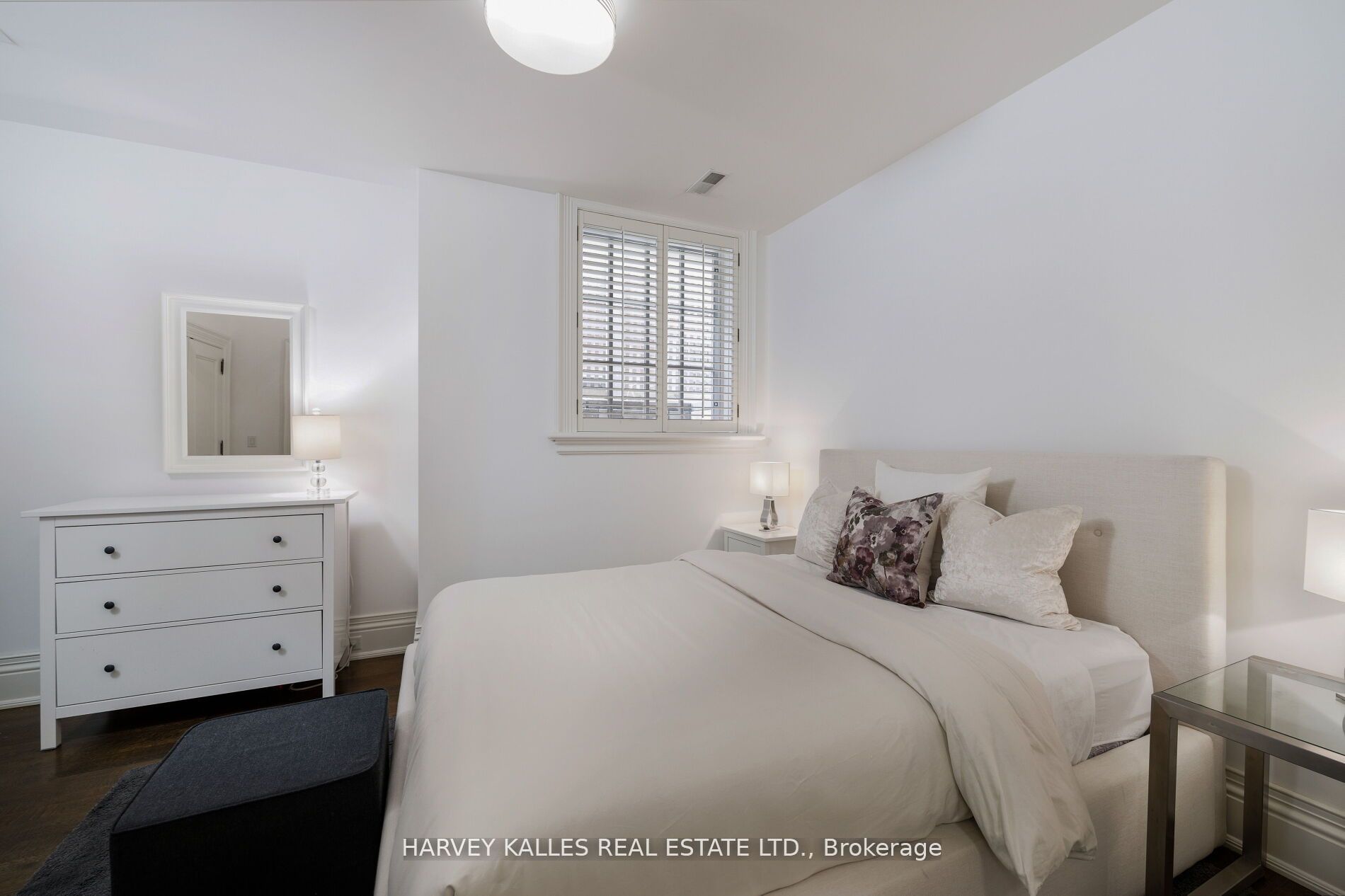 215 Dunvegan Road Property Photo 44