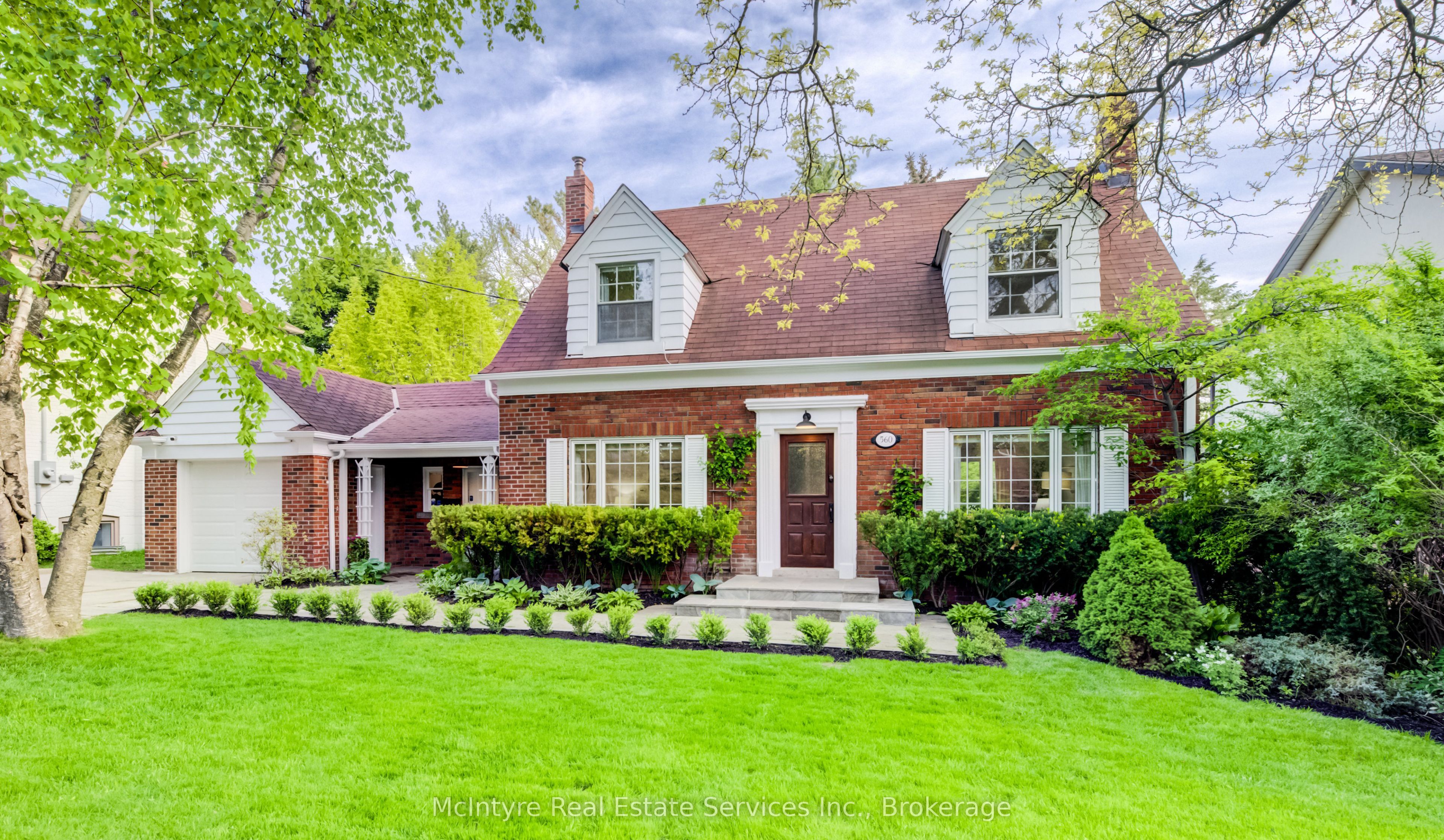560 Blythwood Road