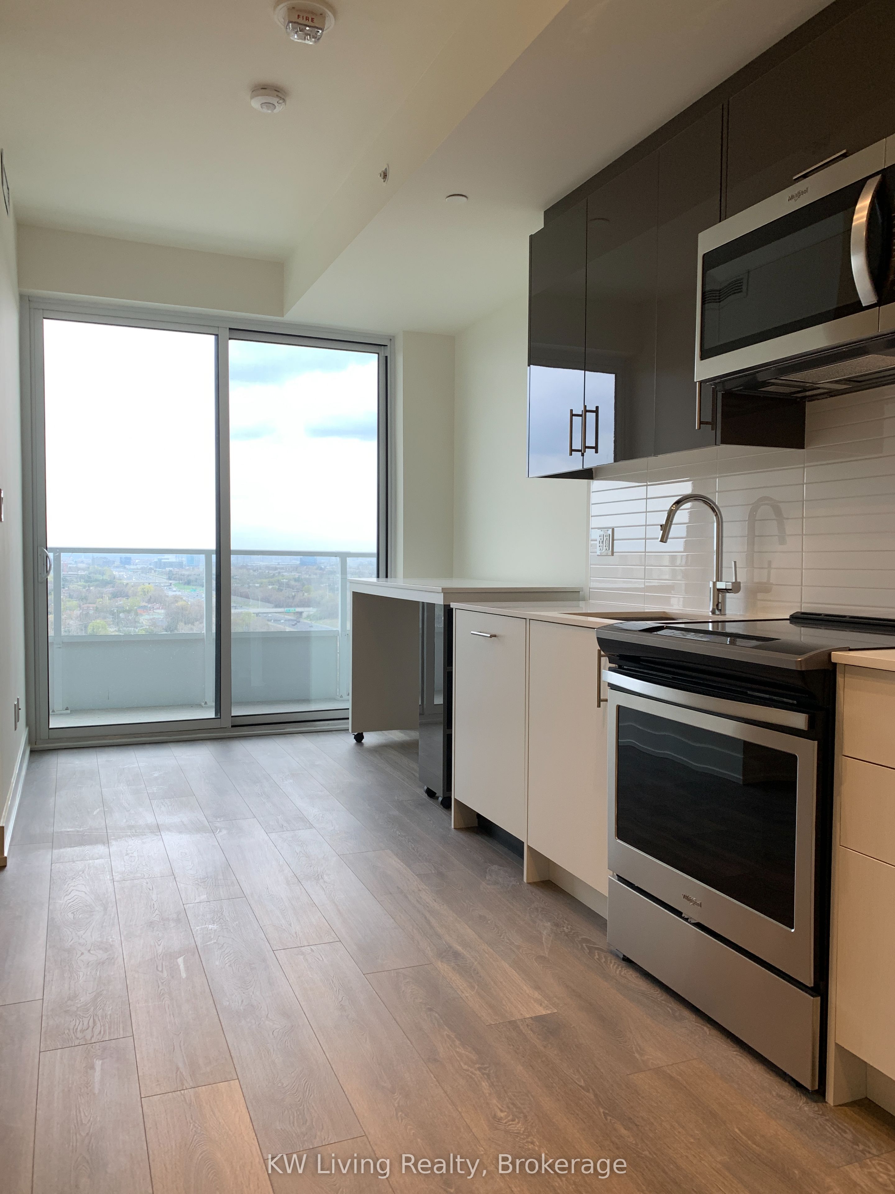 180 Fairview Mall Drive 1908