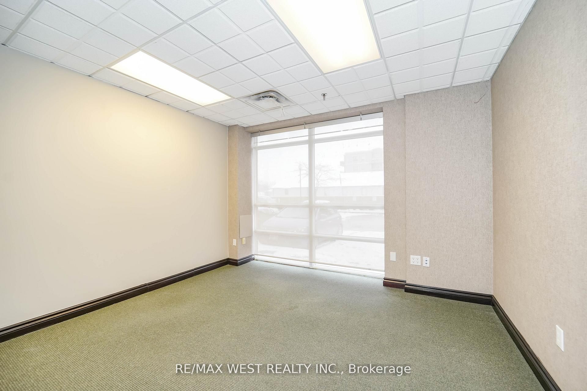 800 Sheppard Avenue W C1 & C3 Property Photo 6