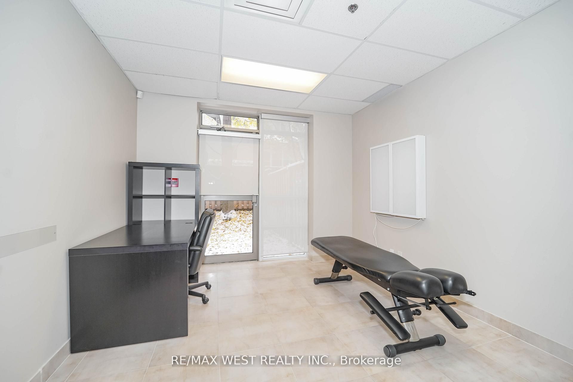 800 Sheppard Avenue W C1 & C3 Property Photo 12