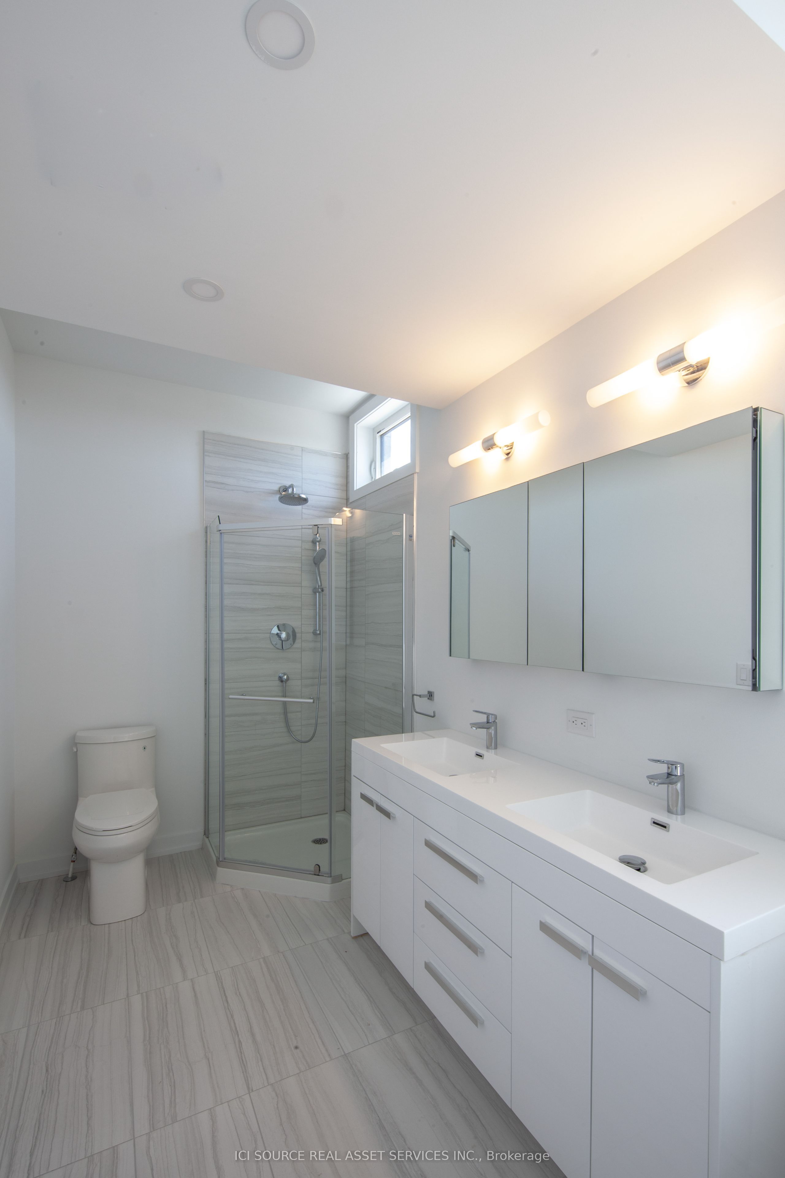 66b Perth Avenue Property Photo 11