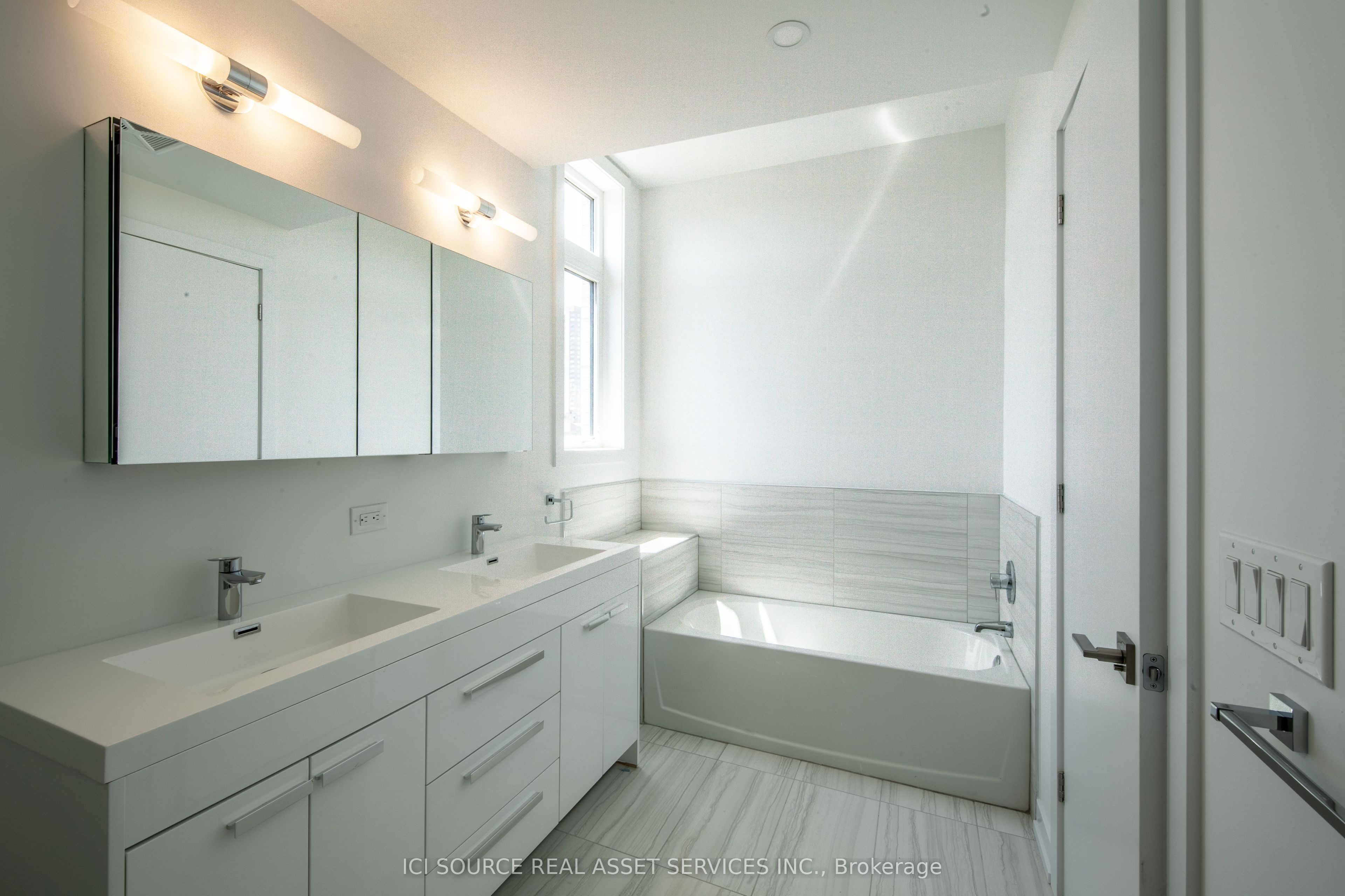 66b Perth Avenue Property Photo 12