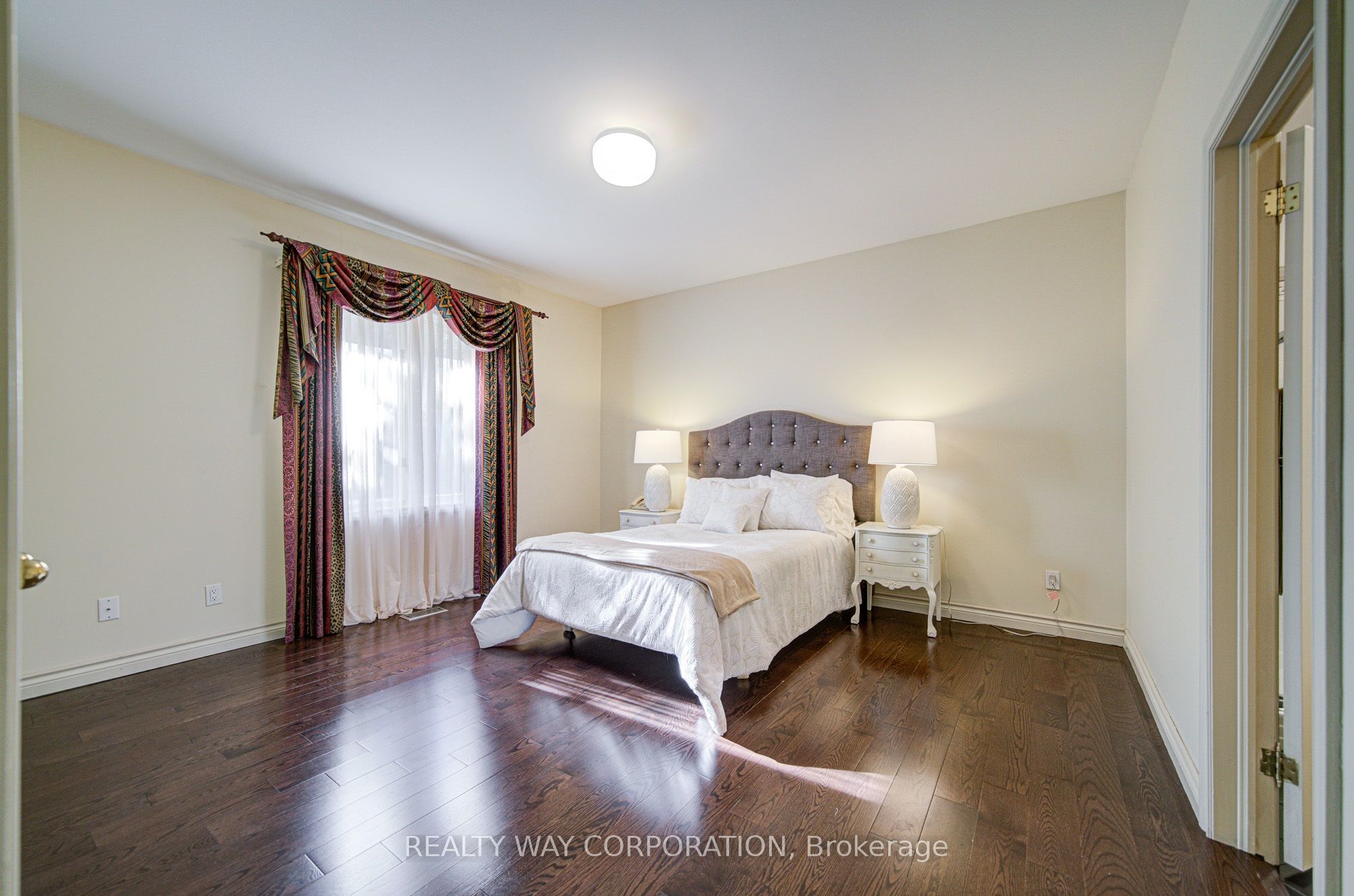 17 Heathcote Avenue Property Photo 25