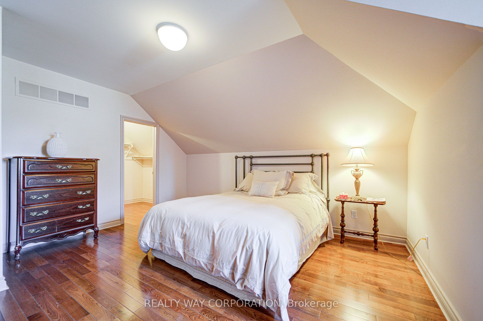 17 Heathcote Avenue Property Photo 27