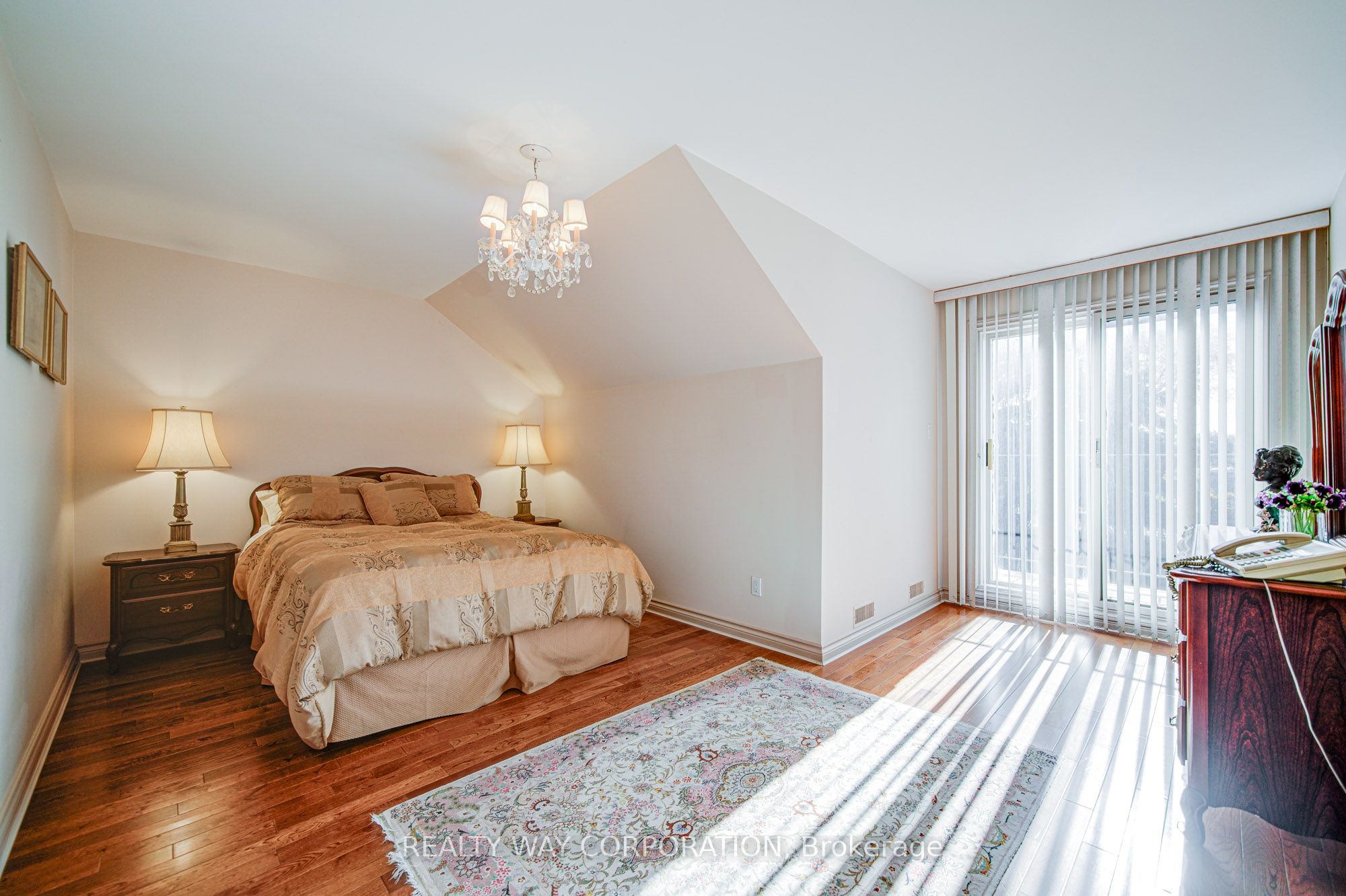 17 Heathcote Avenue Property Photo 28