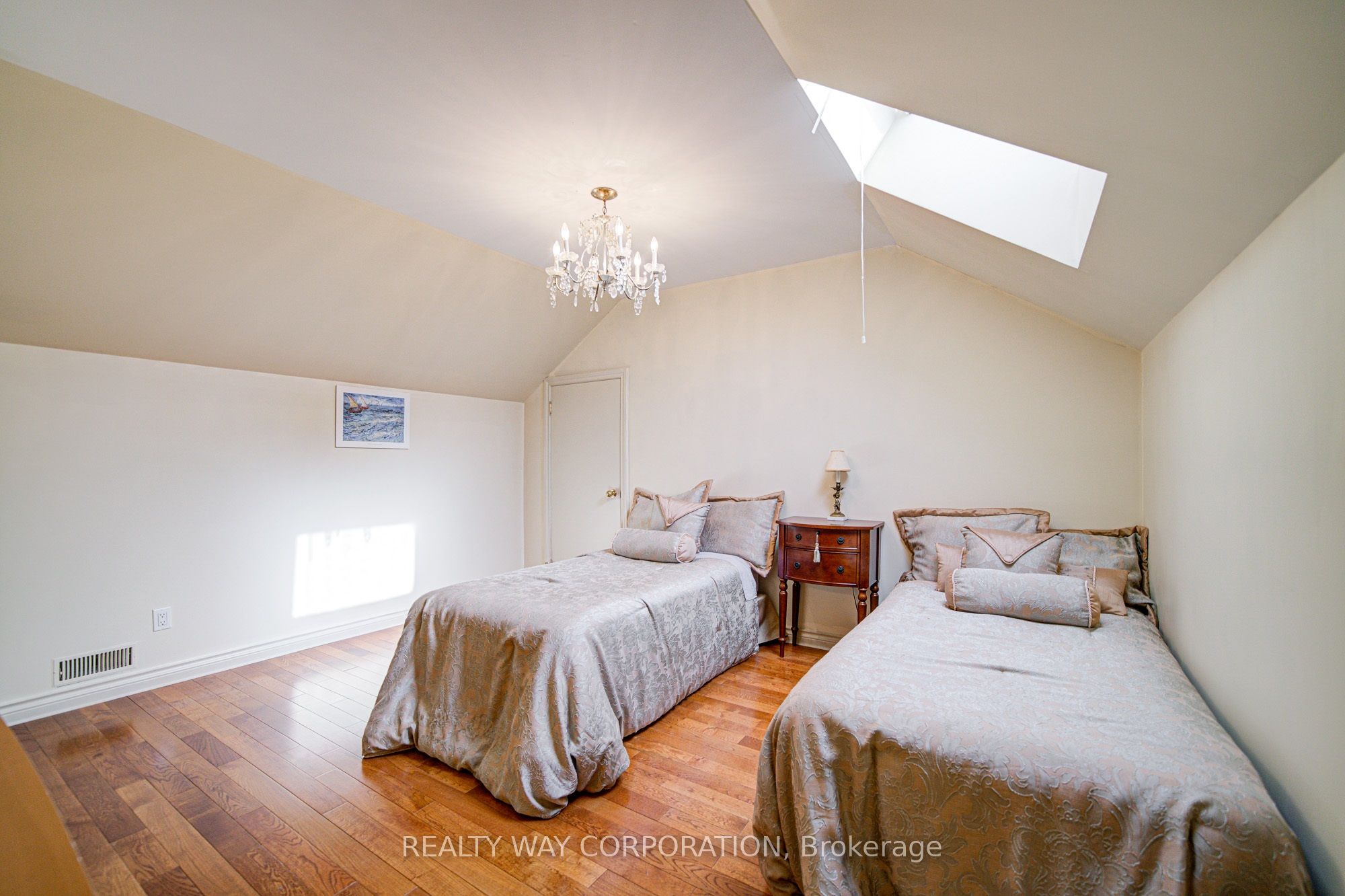 17 Heathcote Avenue Property Photo 29