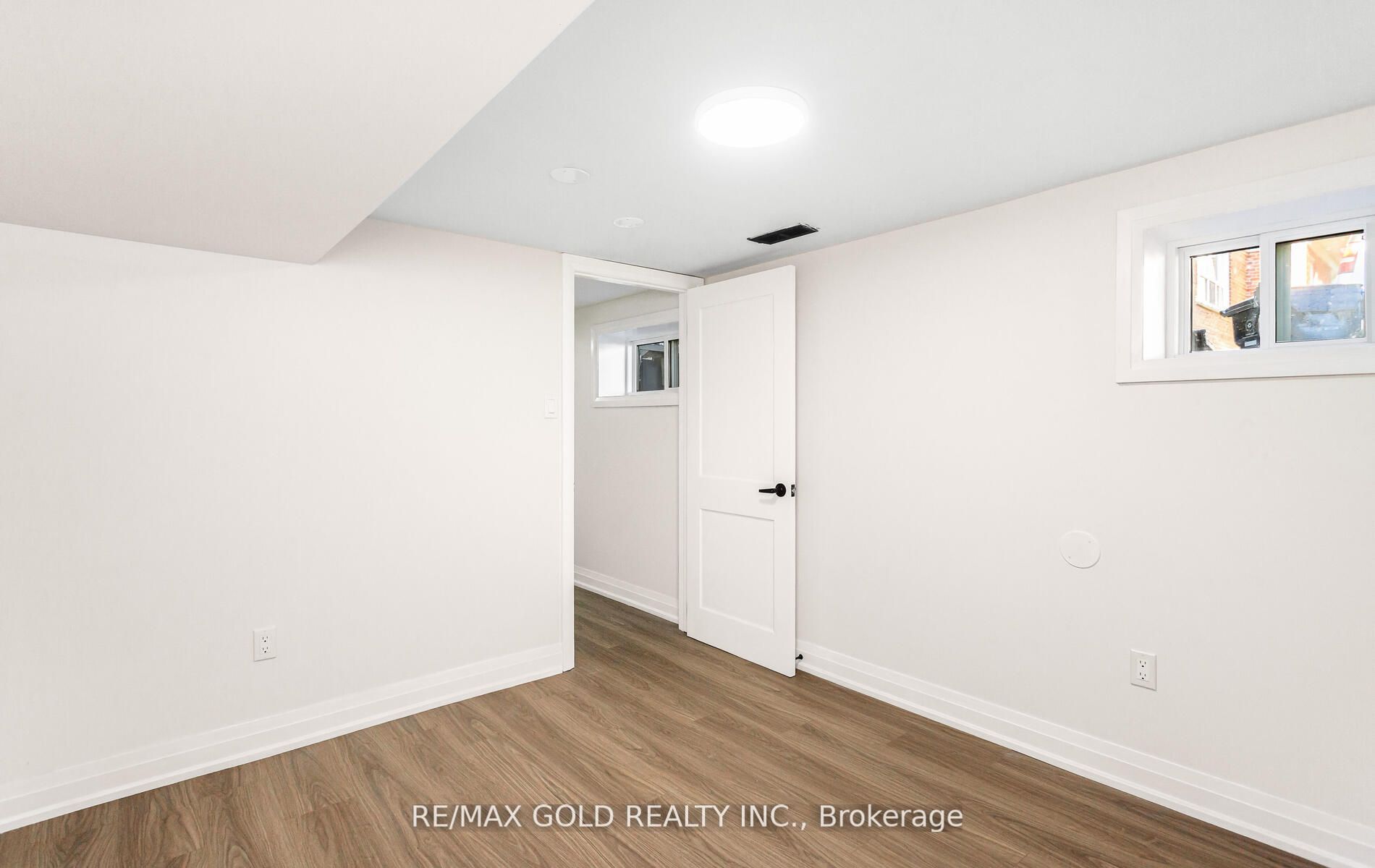 316 Ellerslie Avenue Property Photo 44