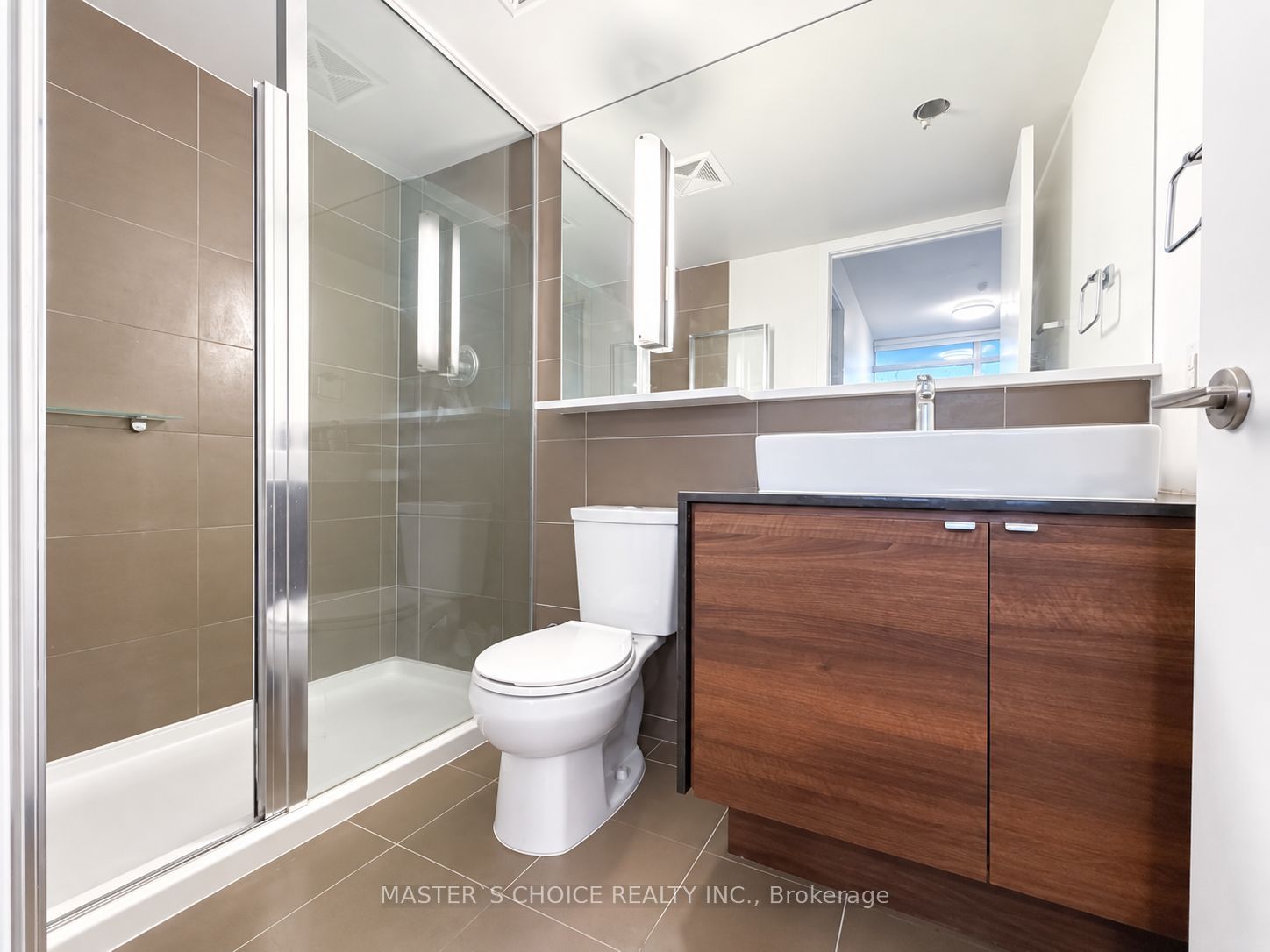 121 Mcmahon Drive 1717 Property Photo 11