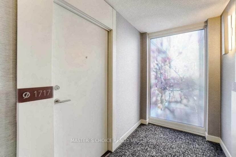 121 Mcmahon Drive 1717 Property Photo 15