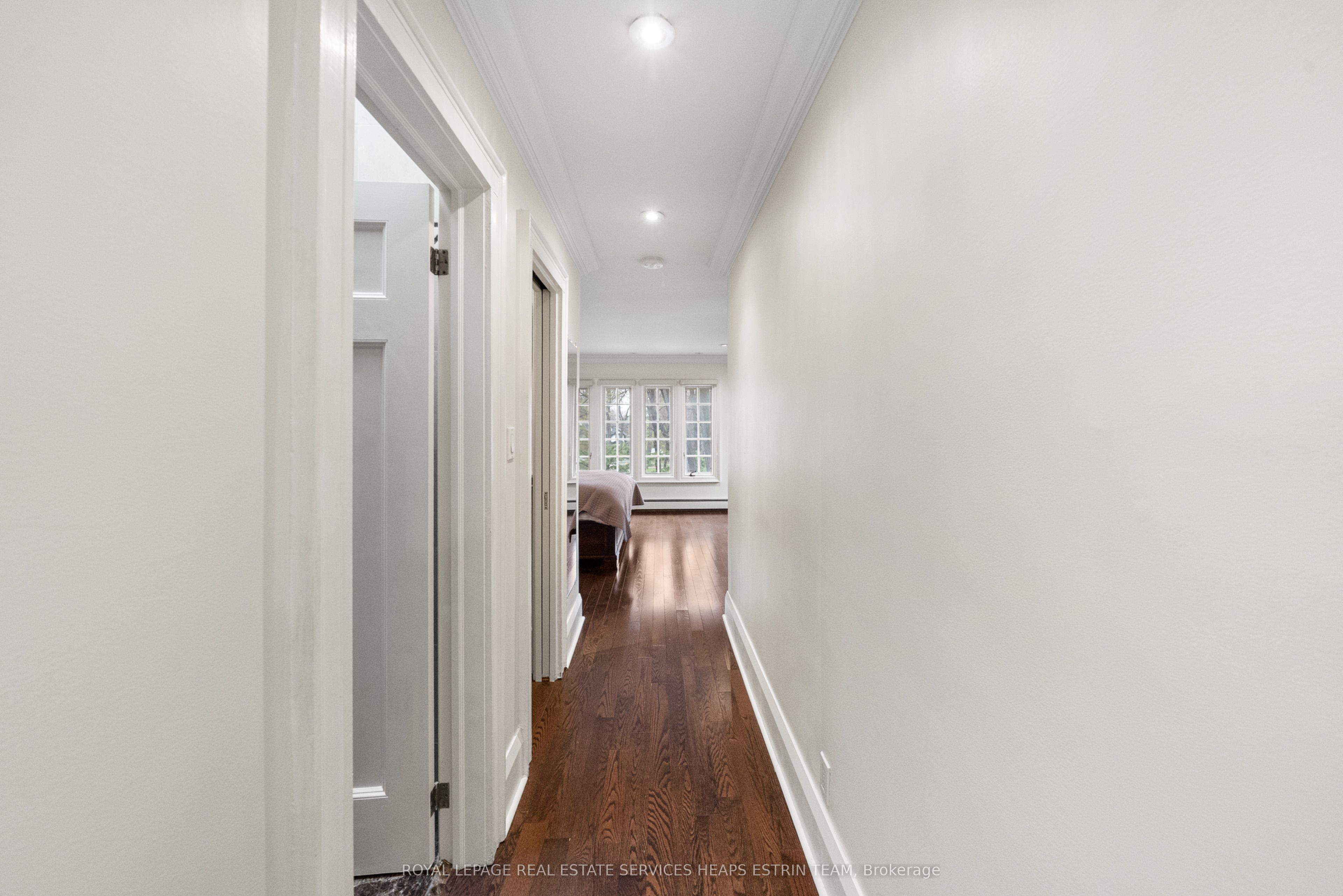 304 Heath Street E Property Photo 25