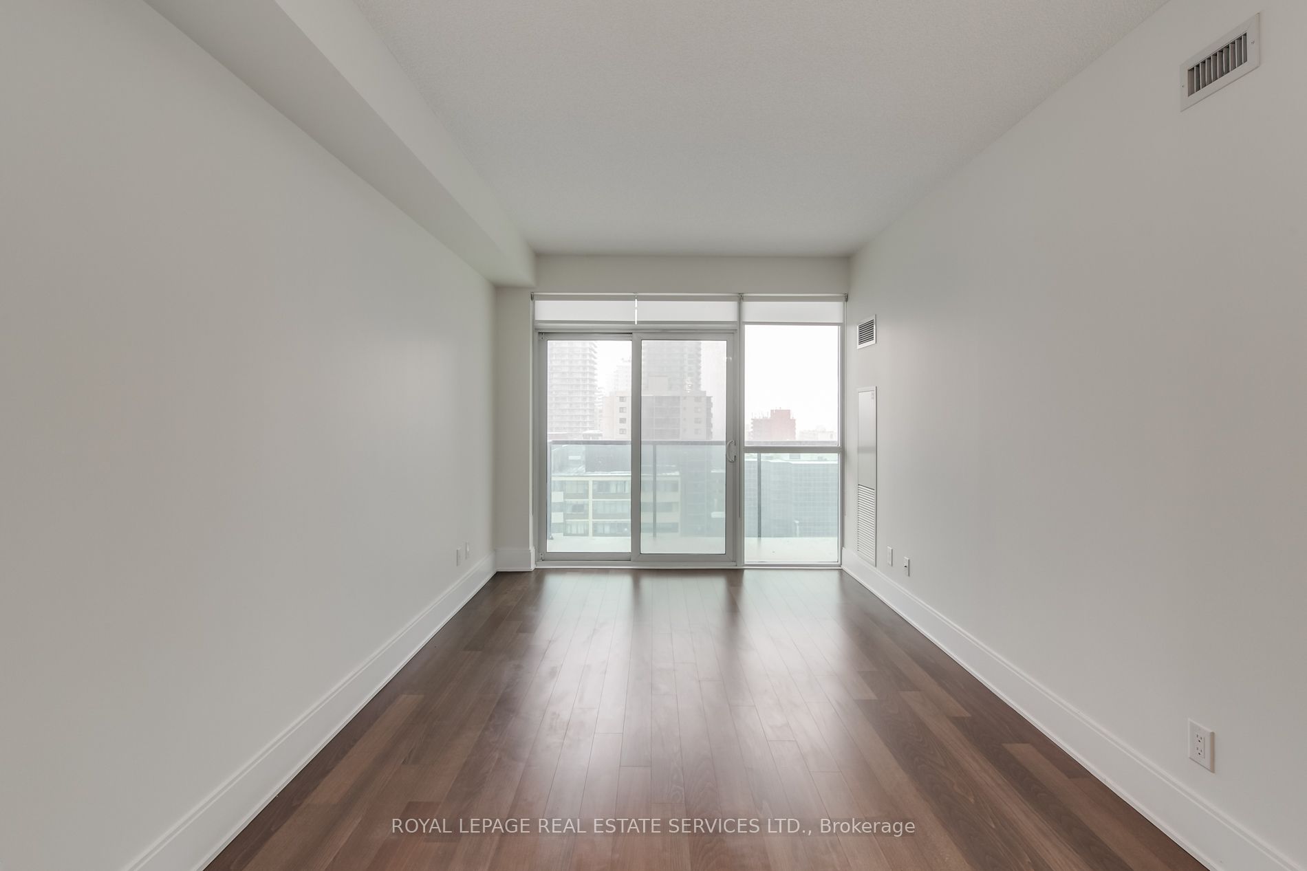 25 Broadway Avenue 1408 Property Photo 8