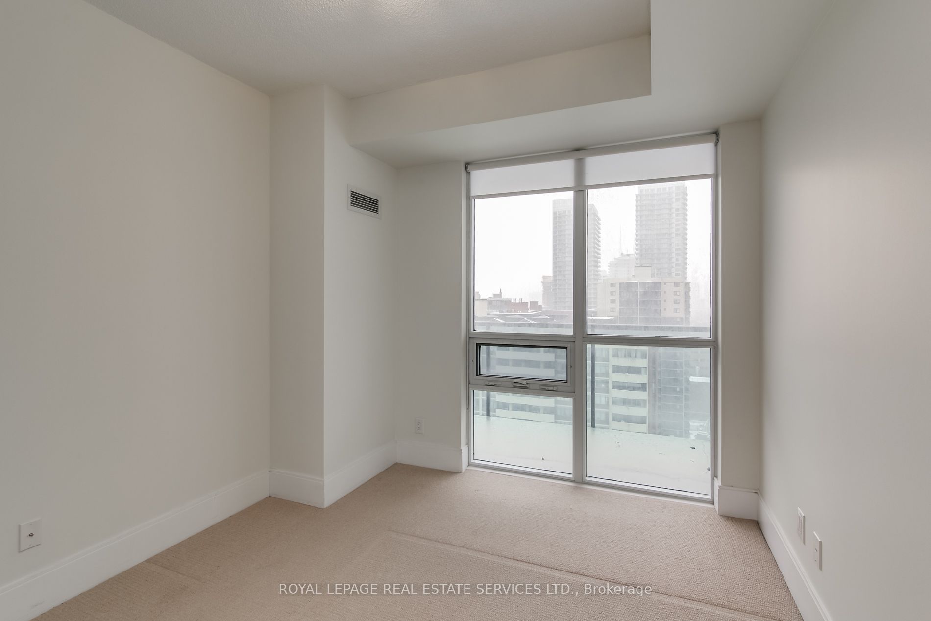 25 Broadway Avenue 1408 Property Photo 16