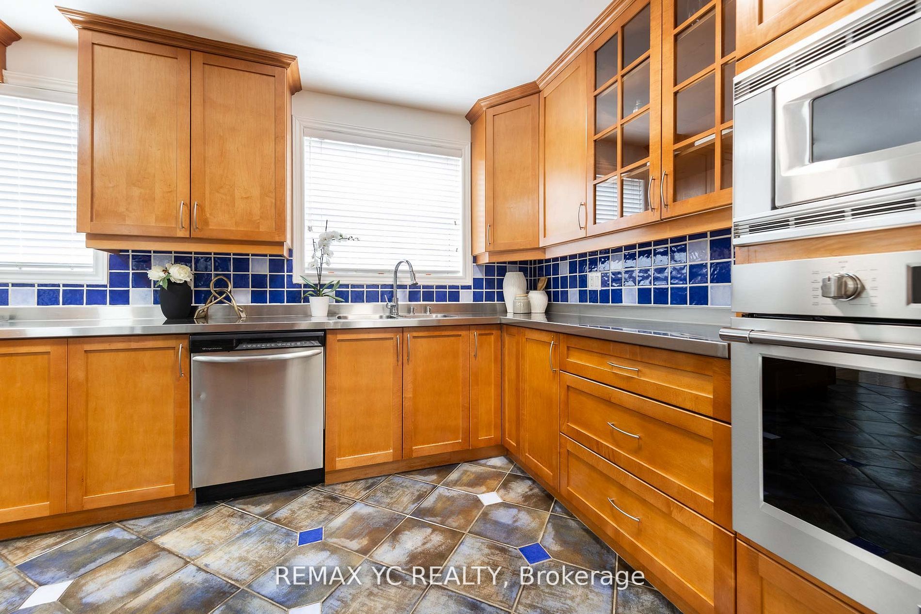 18 Mullet Road Property Photo 14