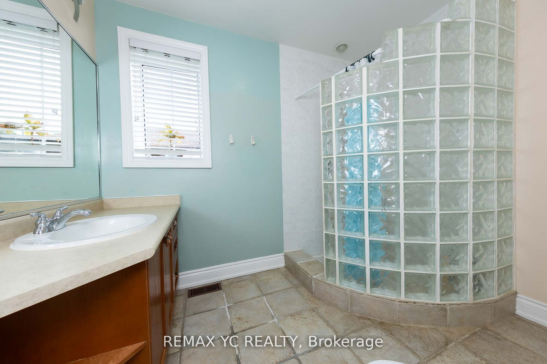 18 Mullet Road Property Photo 17