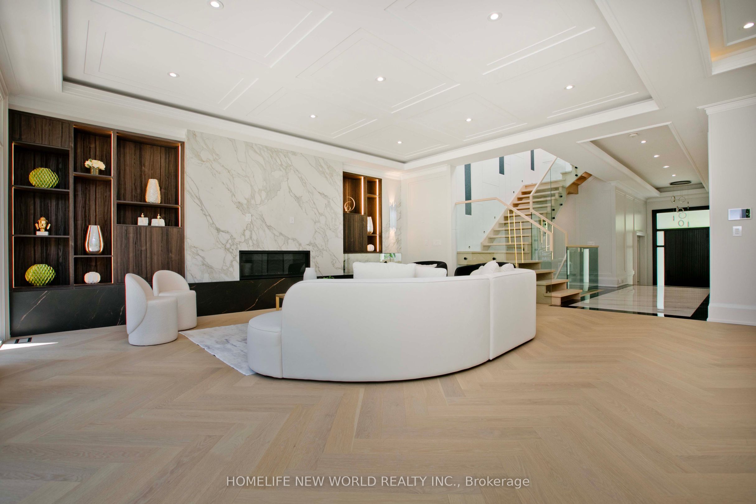 47 Tournament Drive Property Photo 15