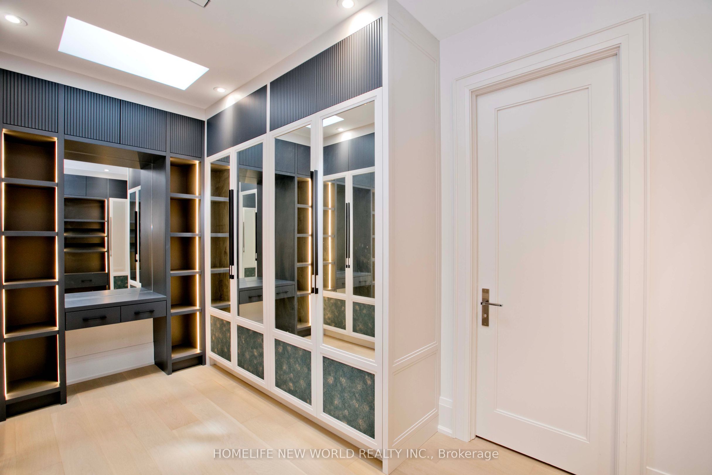 47 Tournament Drive Property Photo 20