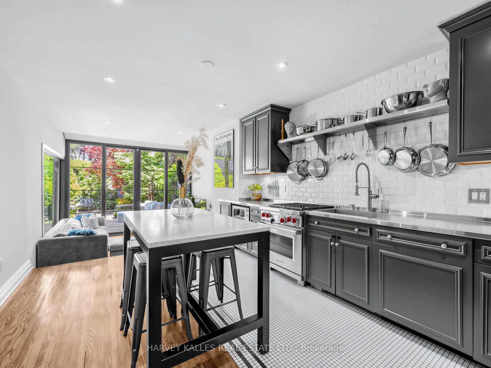 285 Brunswick Avenue Property Photo 10