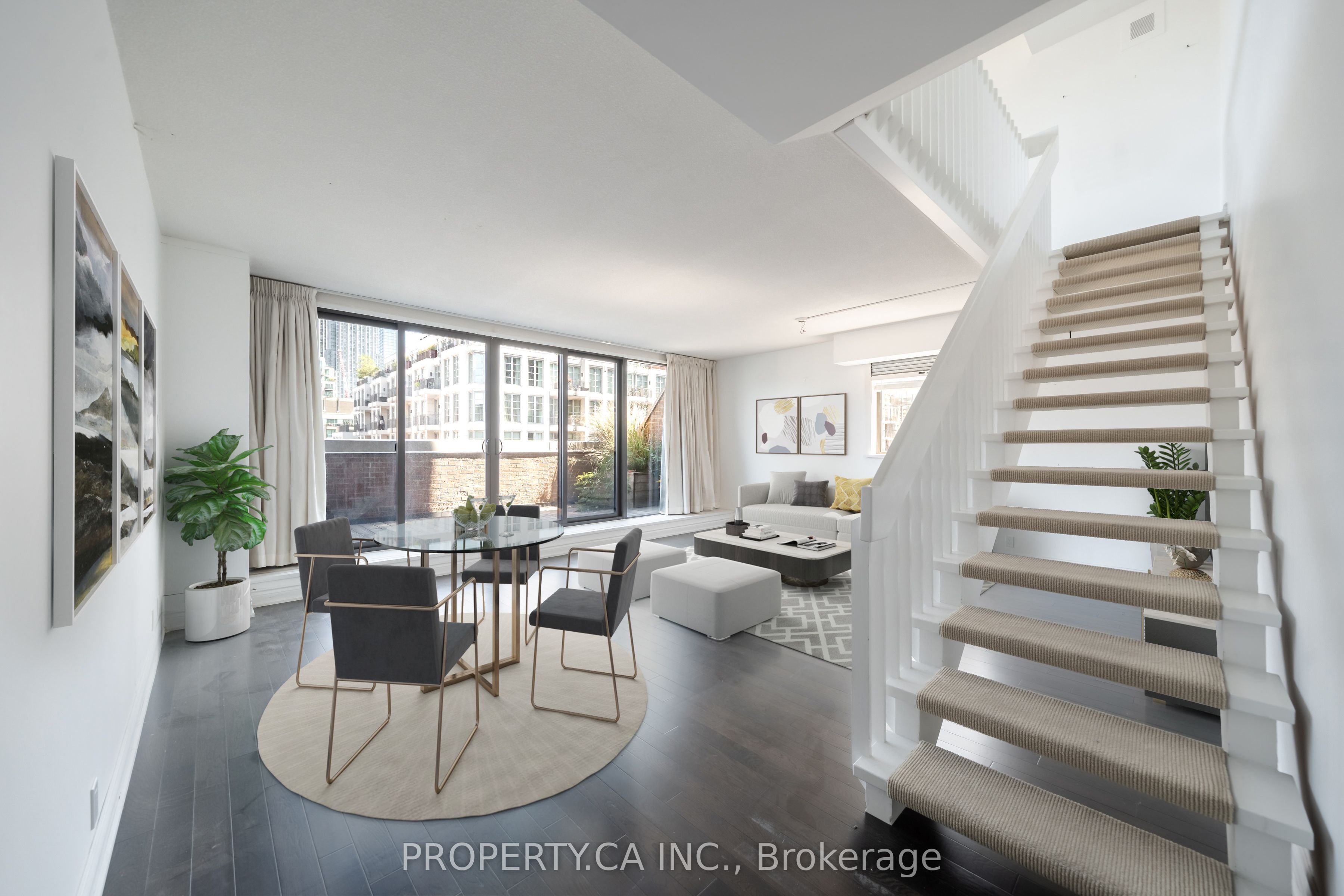 55a Avenue Road 606 Property Photo 1