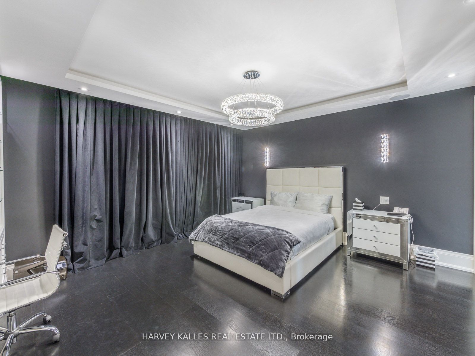 327 Cortleigh Boulevard Property Photo 38