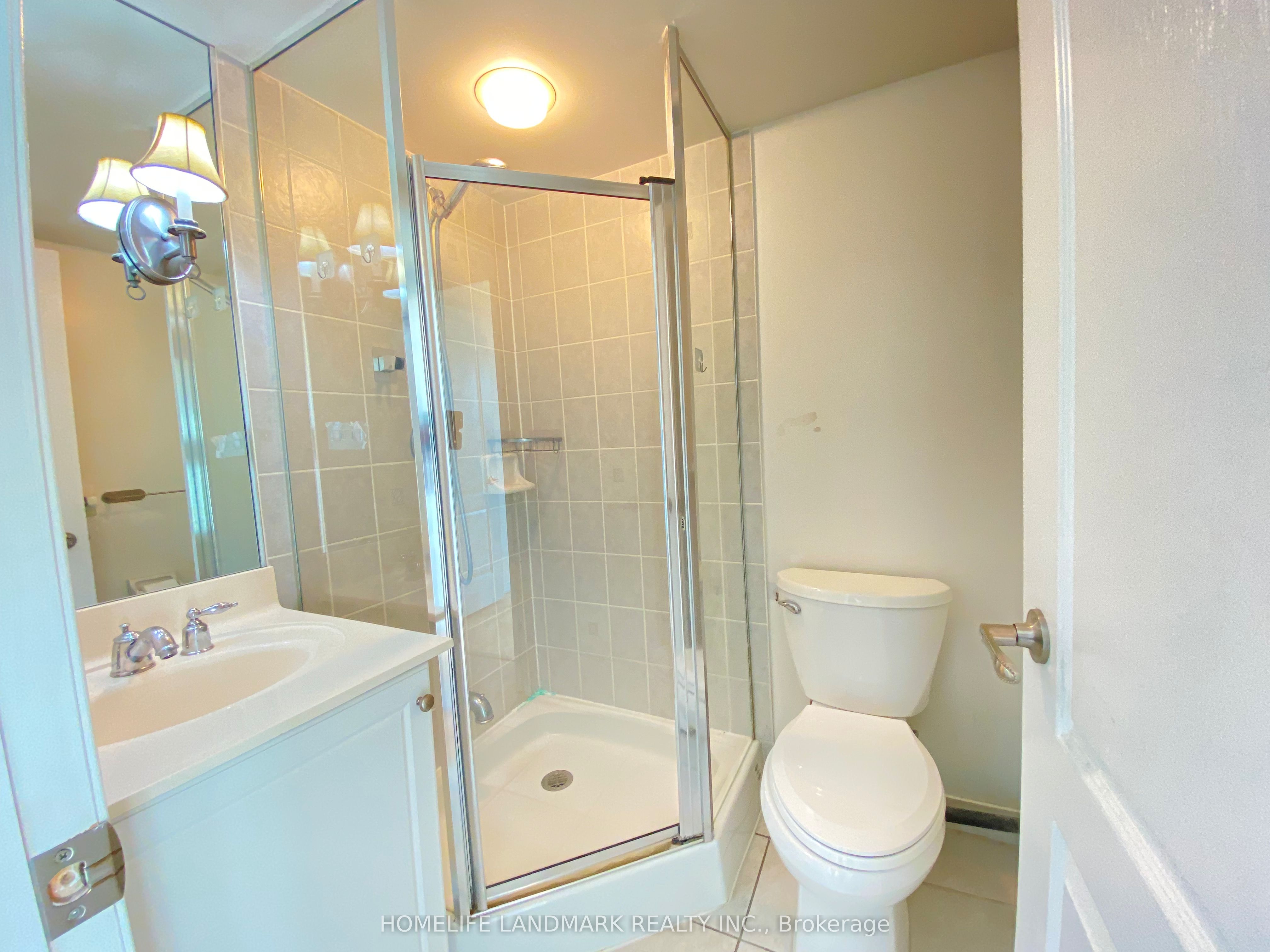 205 The Donway W 615 Property Photo 11