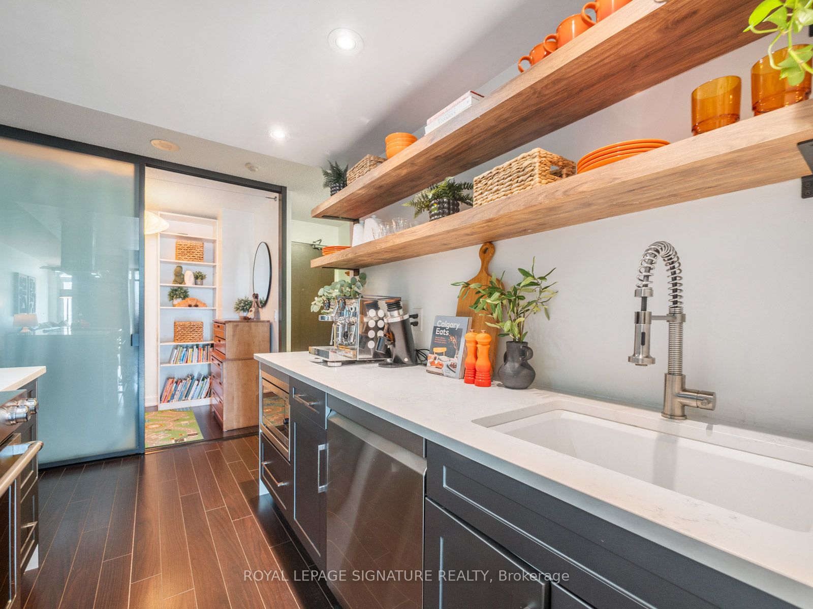 38 Dan Leckie Way 1109 Property Photo 13