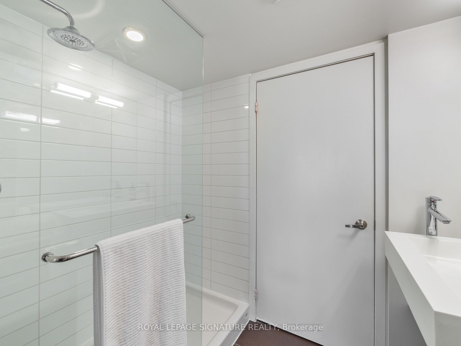 38 Dan Leckie Way 1109 Property Photo 28