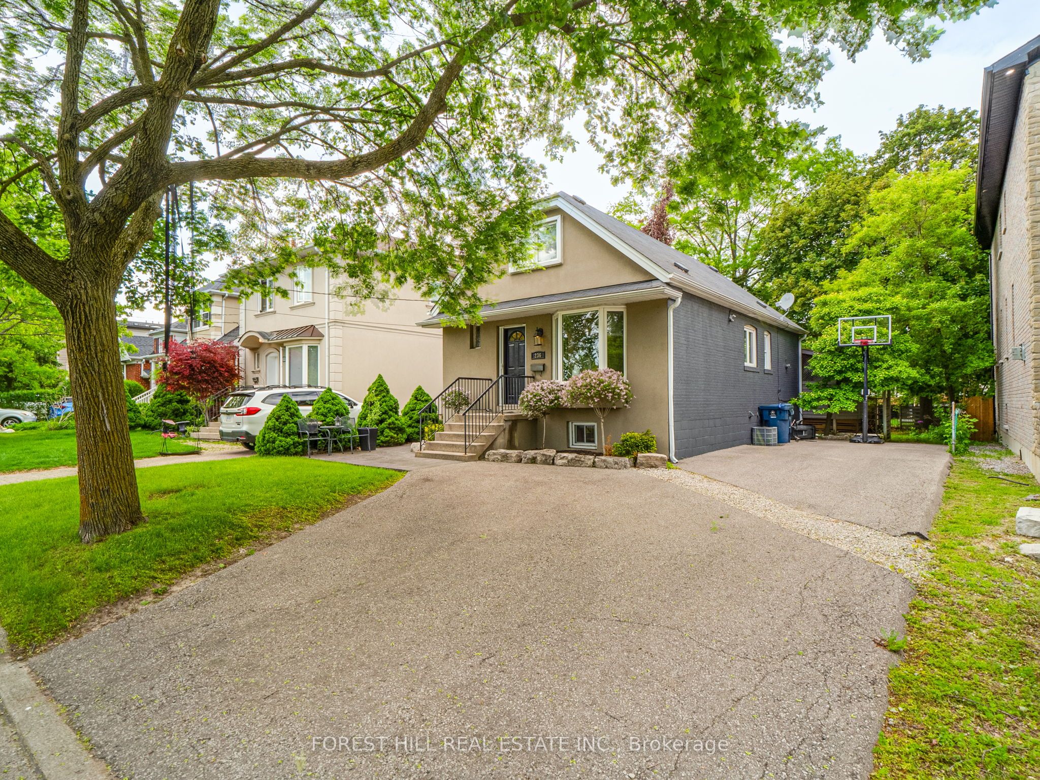 236 Cameron Avenue Property Photo 1