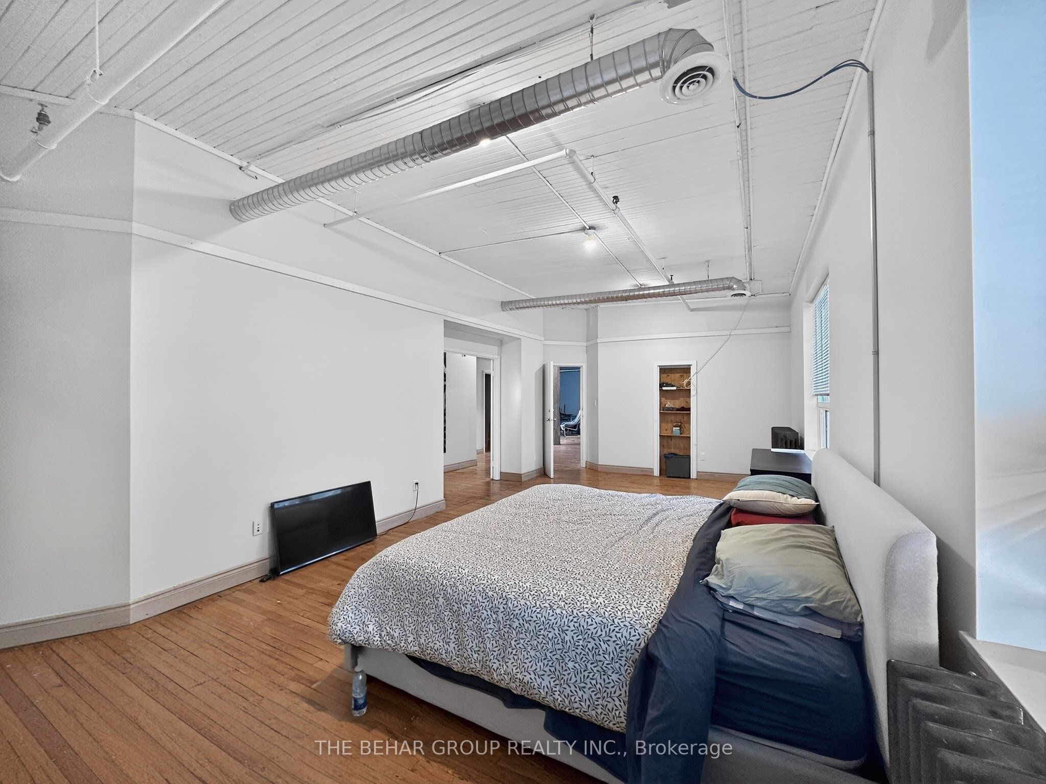 65 Bellwoods Avenue Property Photo 15