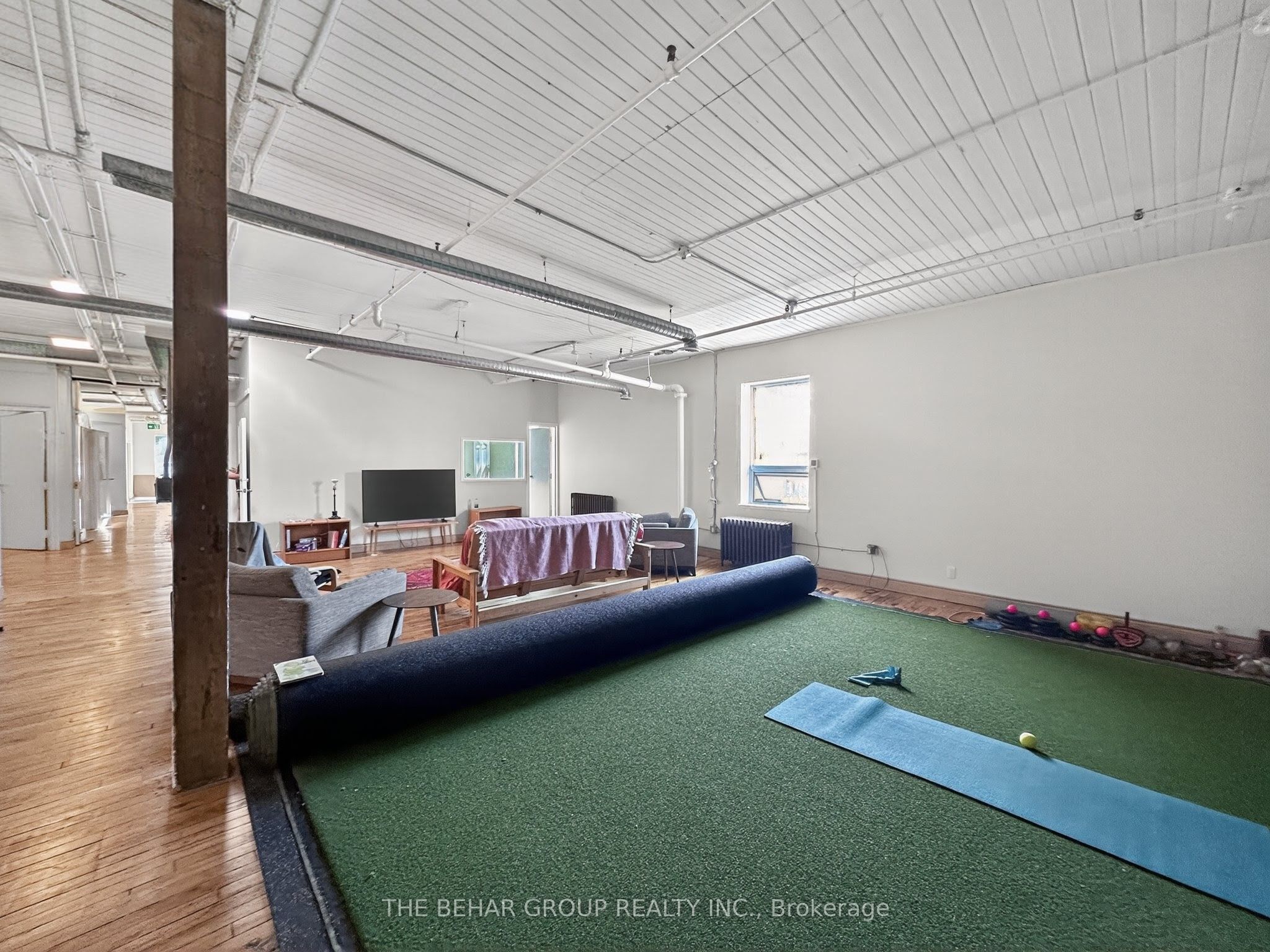 65 Bellwoods Avenue Property Photo 18
