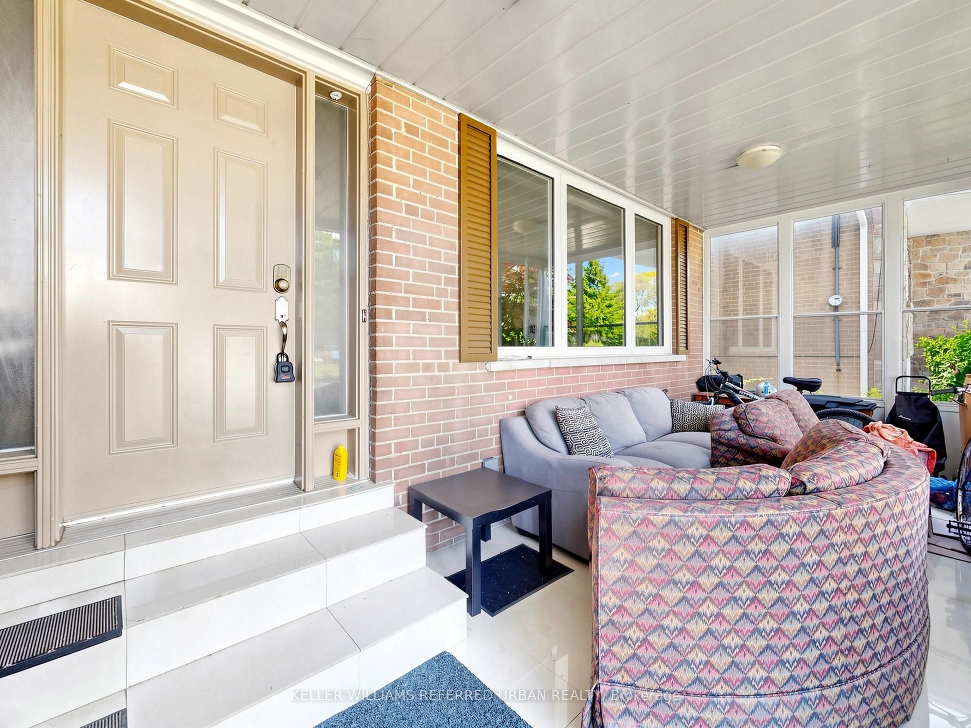 32 Wycliffe Crescent Property Photo 4