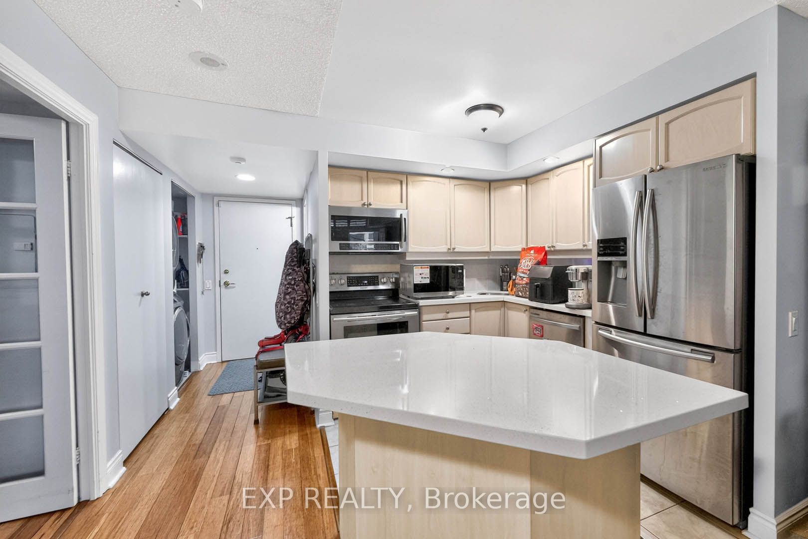 5 Northtown Way 1109 Property Photo 15
