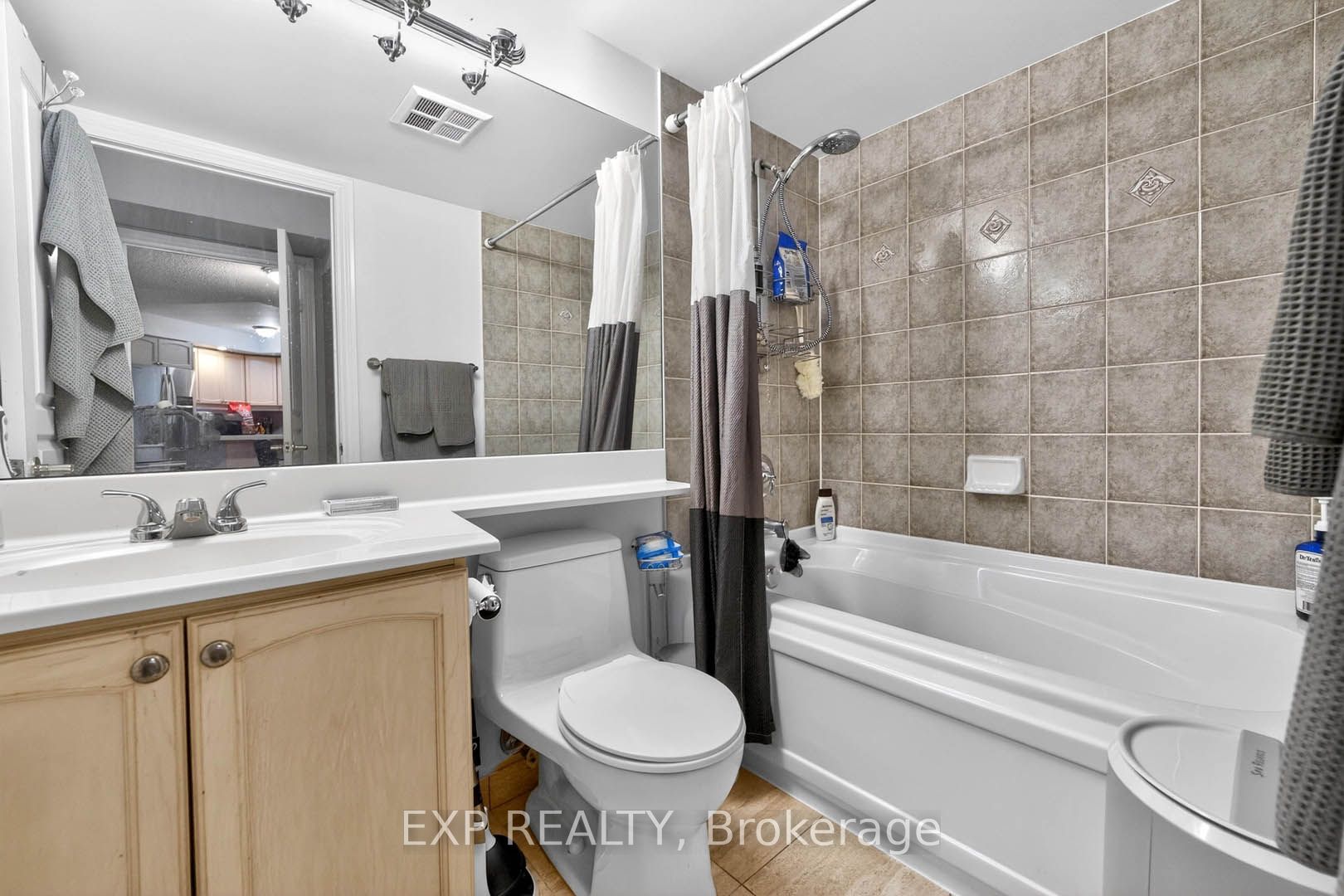 5 Northtown Way 1109 Property Photo 25