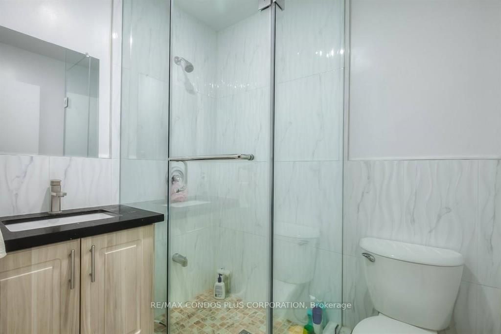 324 Spadina Avenue #b Property Photo 12